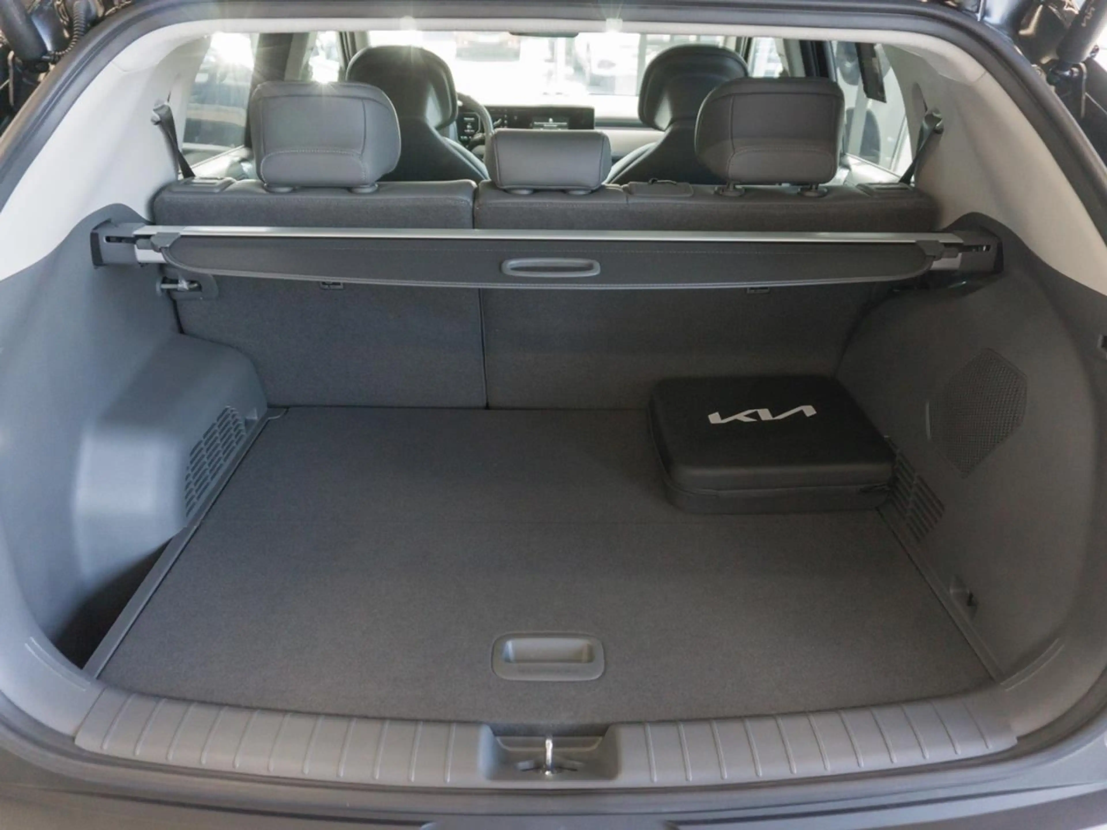 Kia EV3 81,4 kWh Earth Sound-P DriveWise 360° — photo 5