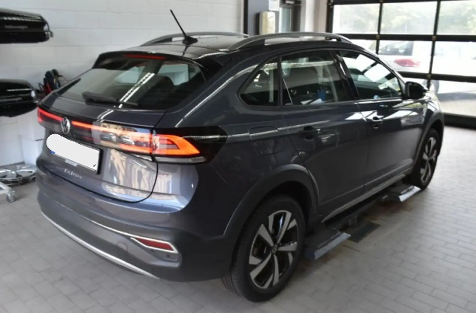 Volkswagen Taigo 1.0 TSI DSG Style MATRIX KAMERA ACC Grau - 2