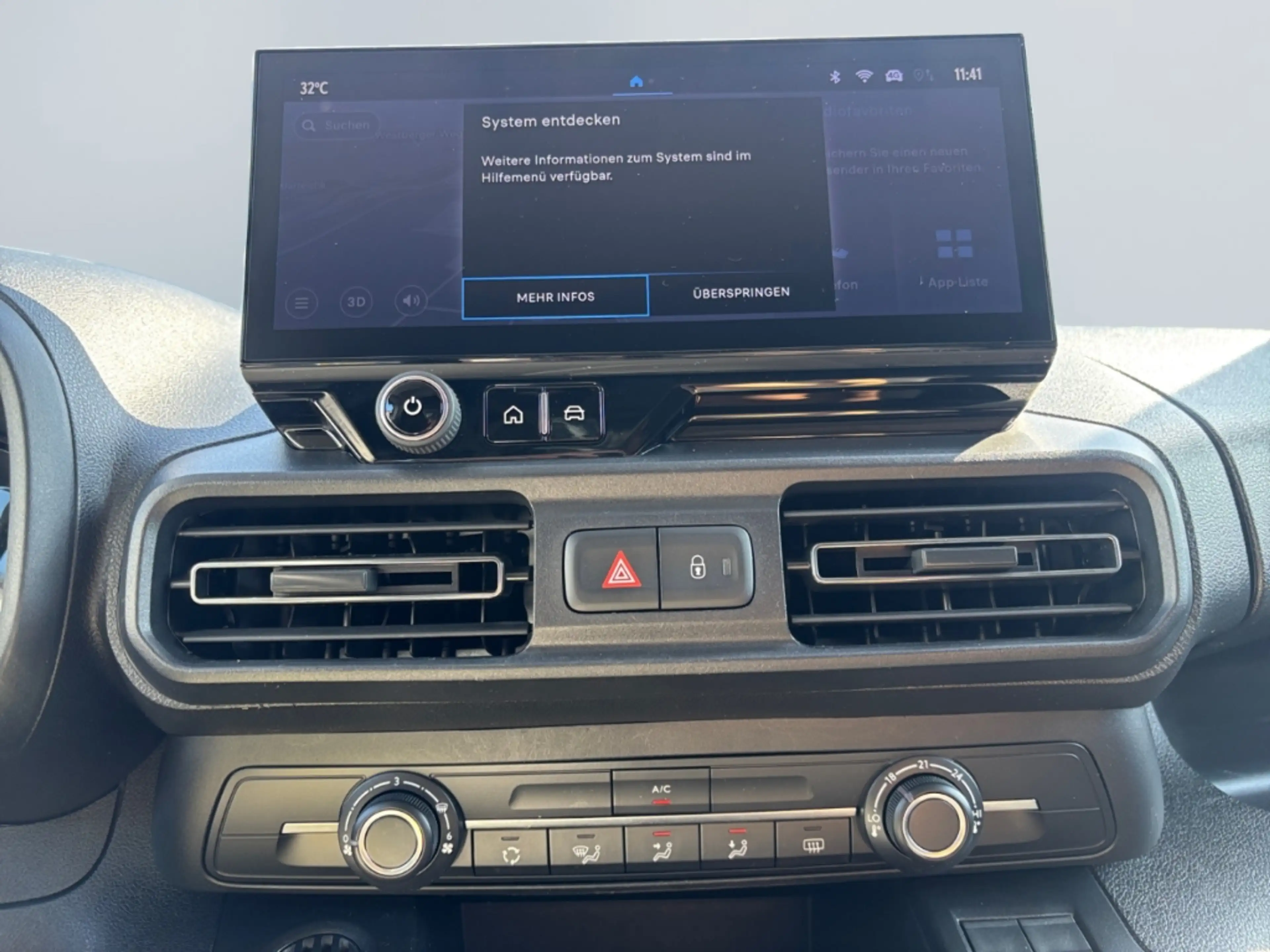 Toyota Proace City 1,5 l D, 102 PS 6MT 4 Türen, 3 Sitze M — photo 13