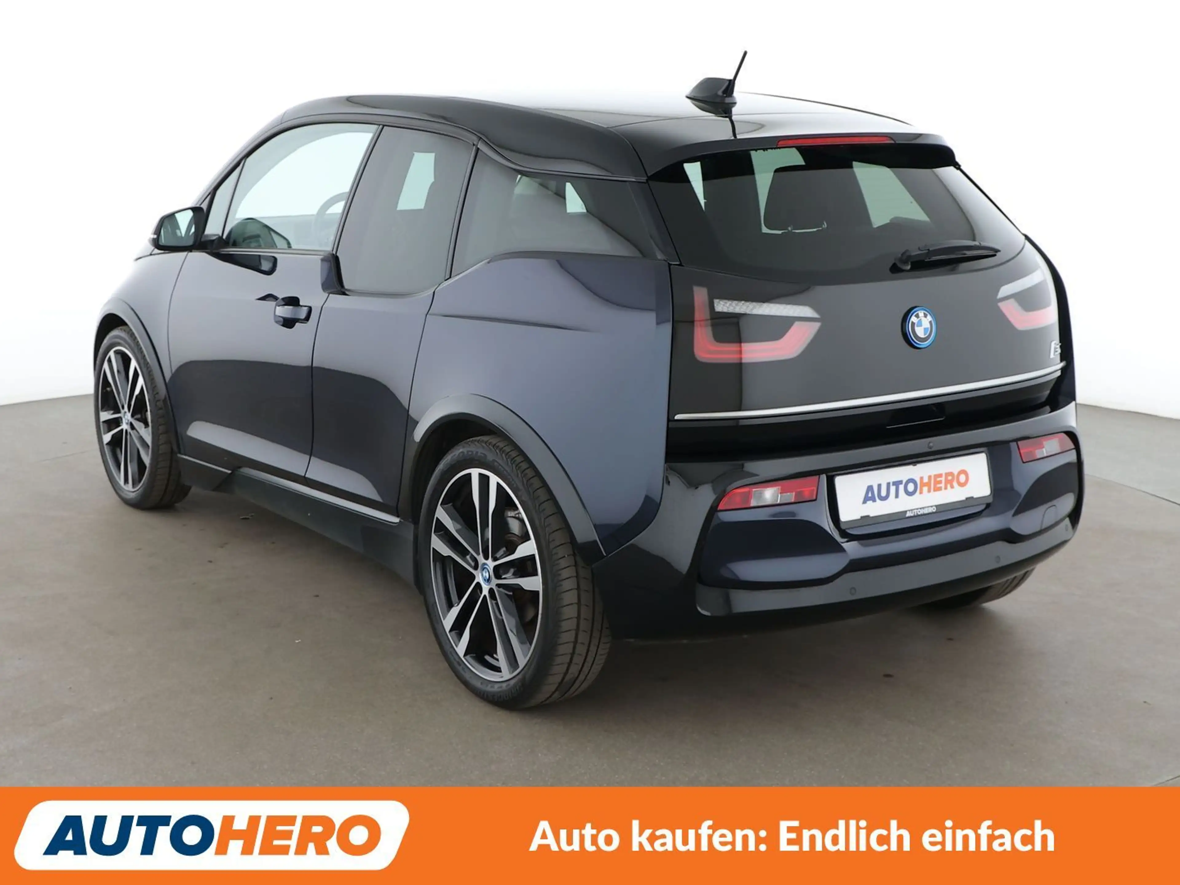 BMW i3 i3s  Aut.*NAVI*PDC*TEMPO*SHZ* — photo 4