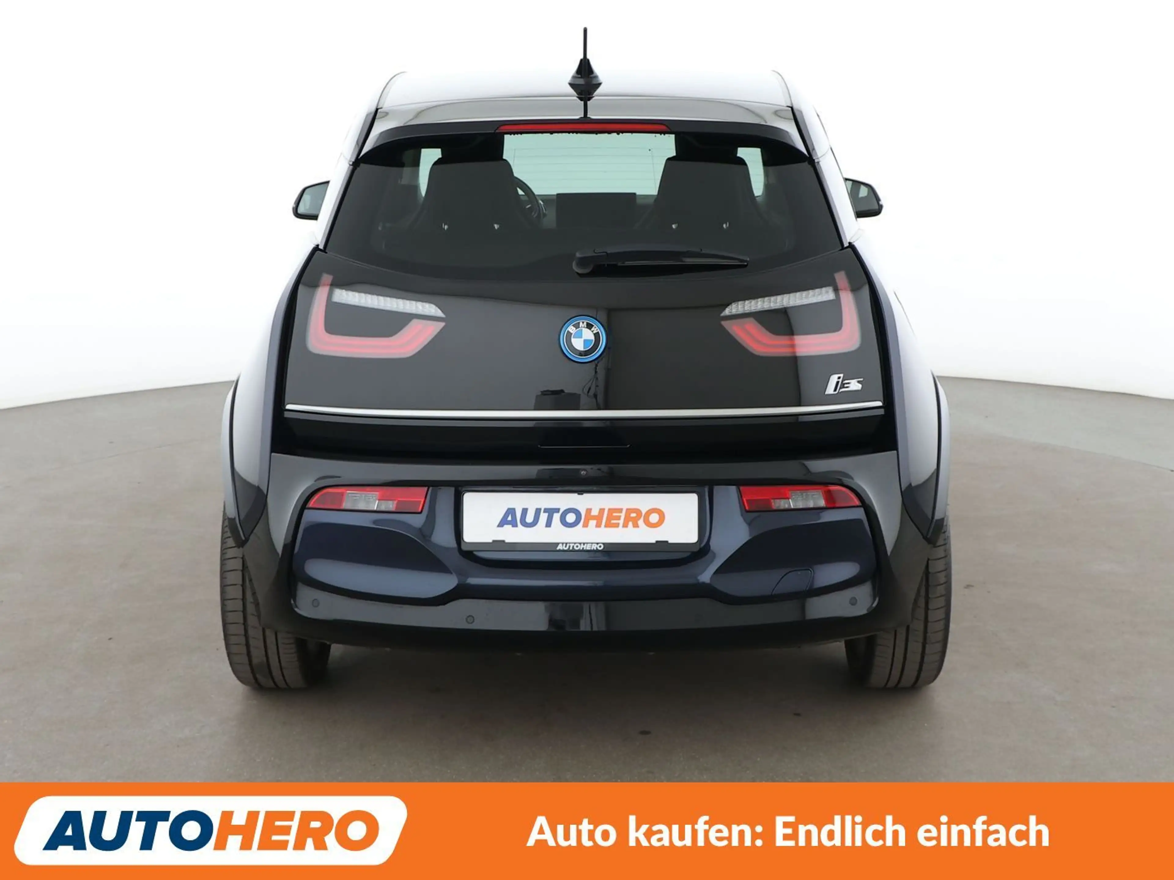 BMW i3 i3s  Aut.*NAVI*PDC*TEMPO*SHZ* — photo 5