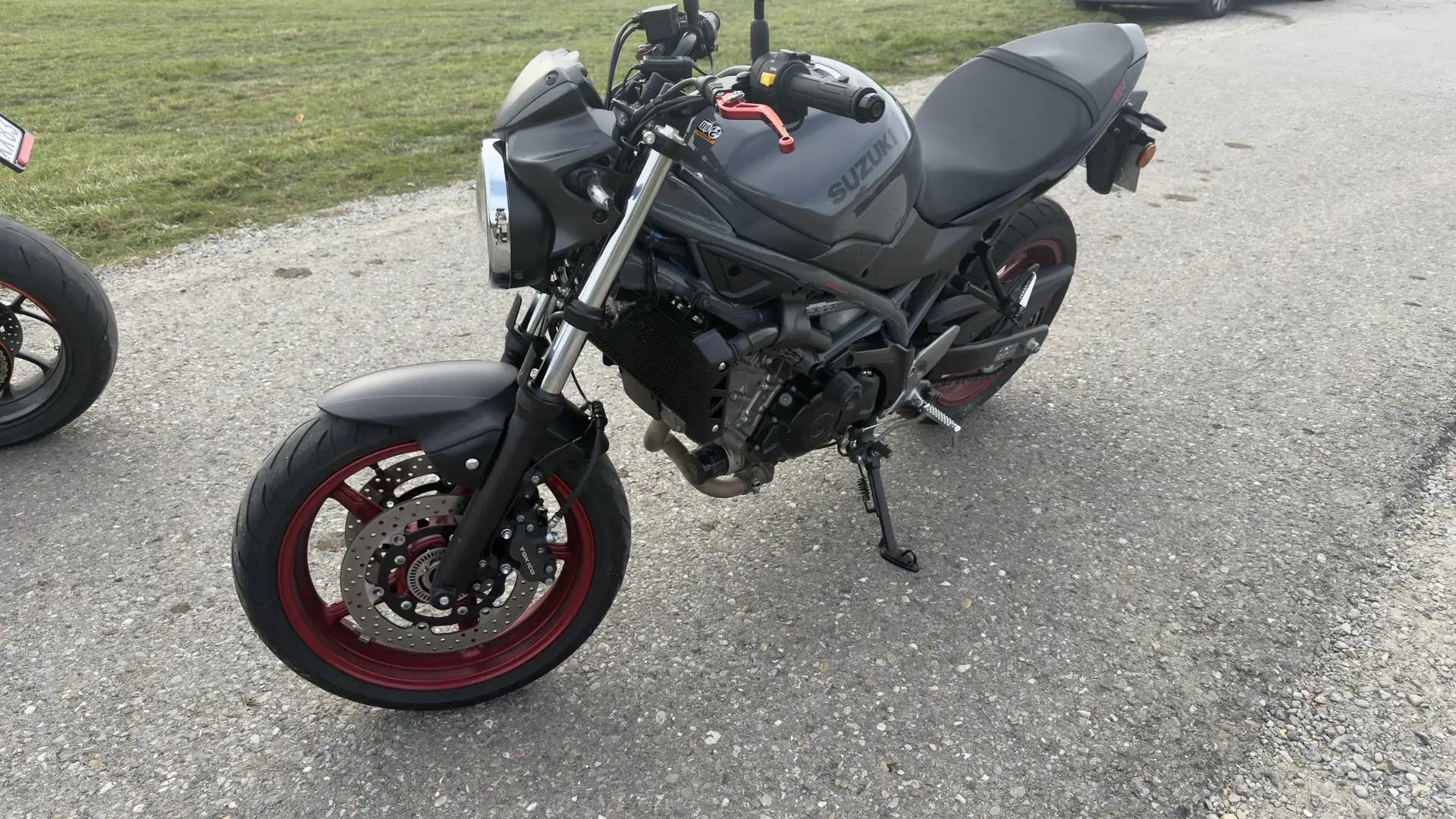 Suzuki SV 650 Gris - 2