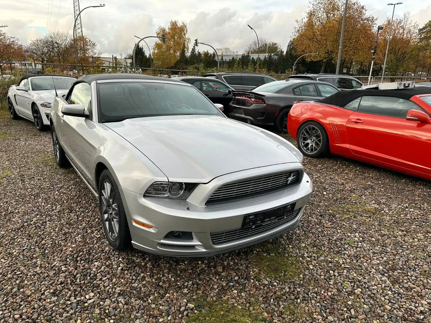 Ford Mustang V6 Cabrio  Aut Club of America Edition  Sale!!! Silber - 2