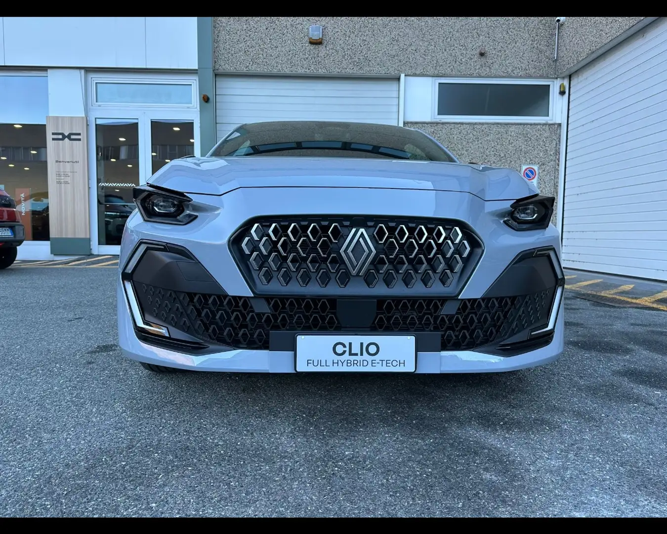 Renault Clio NUOVA CLIO 6 EVOLUTION 1.2 TCE 115CV Grau - 2