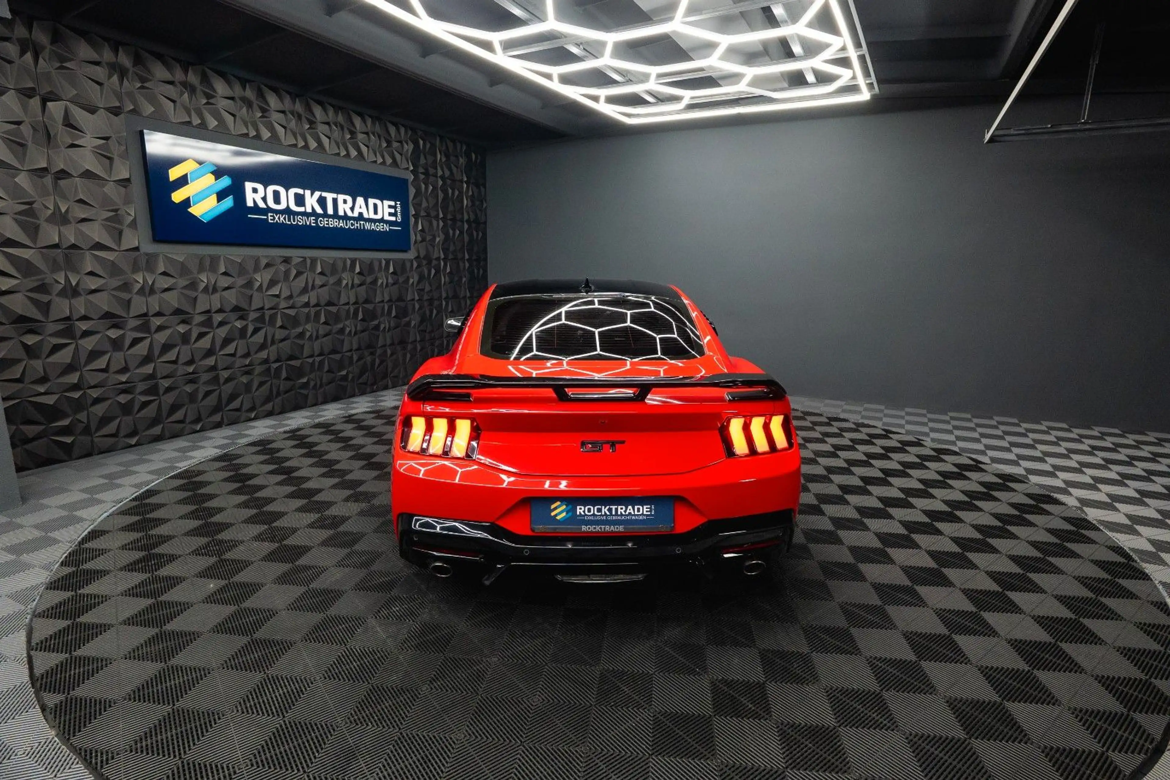Ford Mustang Fastback 5.0 TiVCT V8 Dark Horse PREMIUM — photo 13