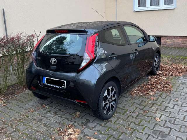 Imagine Toyota Aygo Aygo x-play club