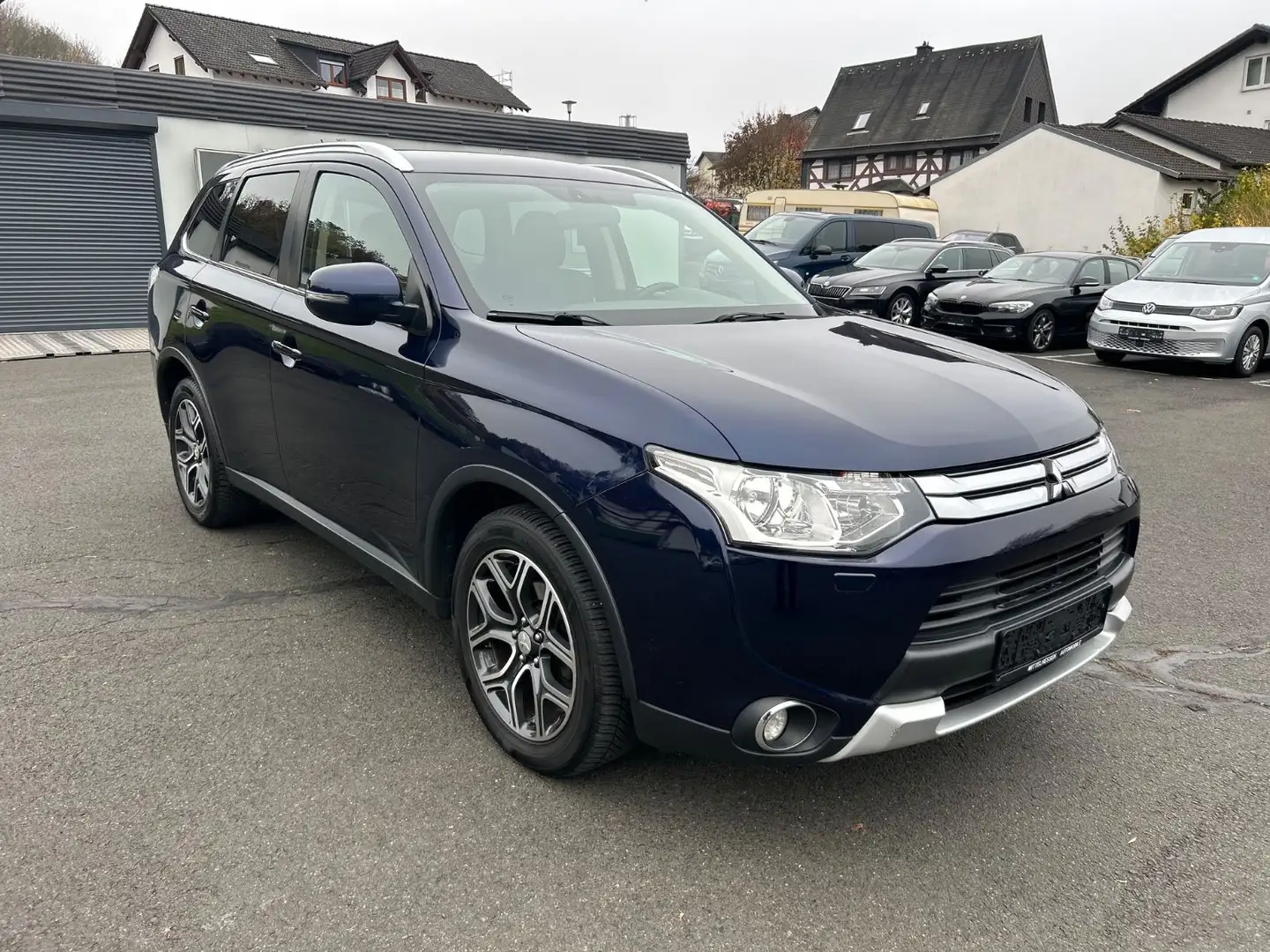 Mitsubishi Outlander 4WD/AHK/SHZG/KAMERA/TEMPO/SCHECKHEFT - 2