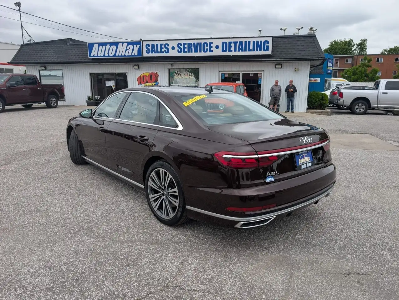Audi A8 снимка Audi A8