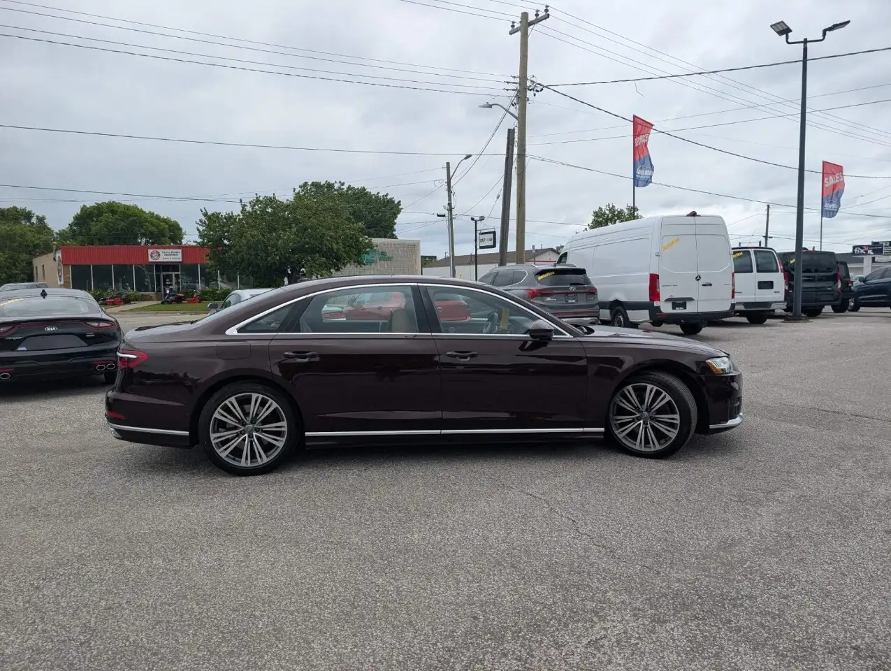 Audi A8 снимка Audi A8