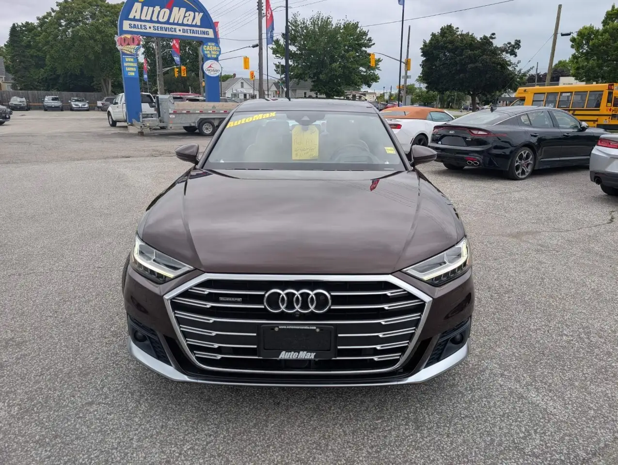 Audi A8 снимка Audi A8