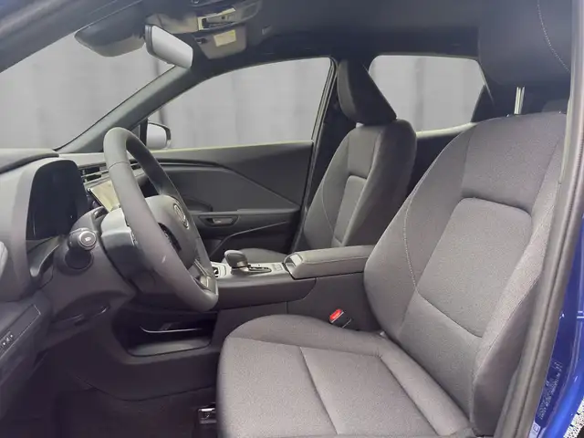 Lexus LBX view 9
