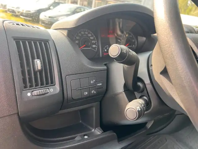 Citroen Jumper view 12