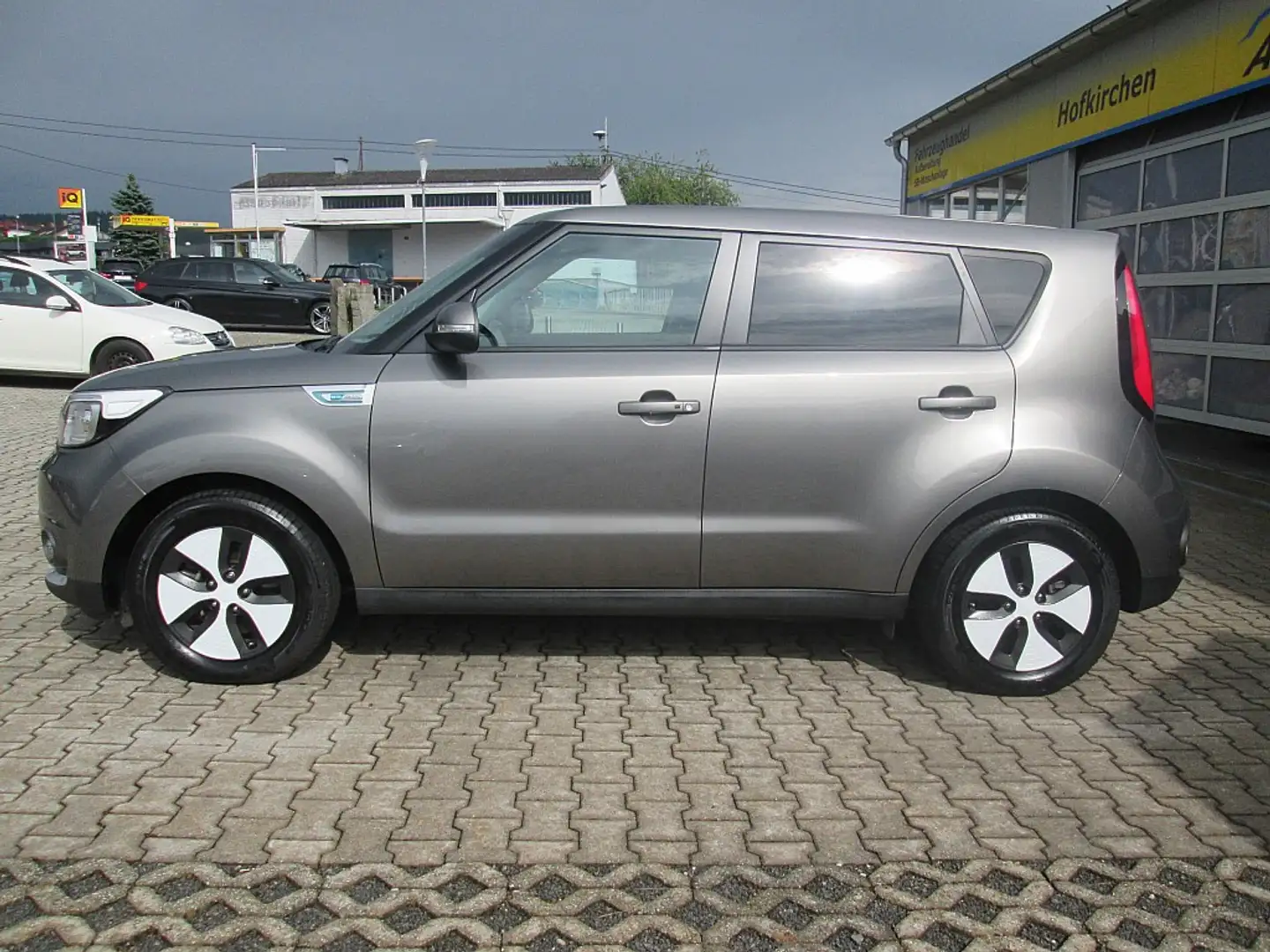 Kia Soul EV AC/DC (mit Batterie27KW) 250km Reichweite*Le... Gris - 2