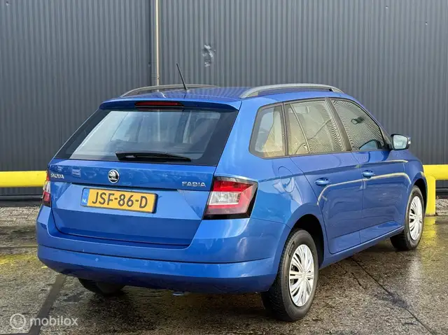 Skoda Fabia view 3