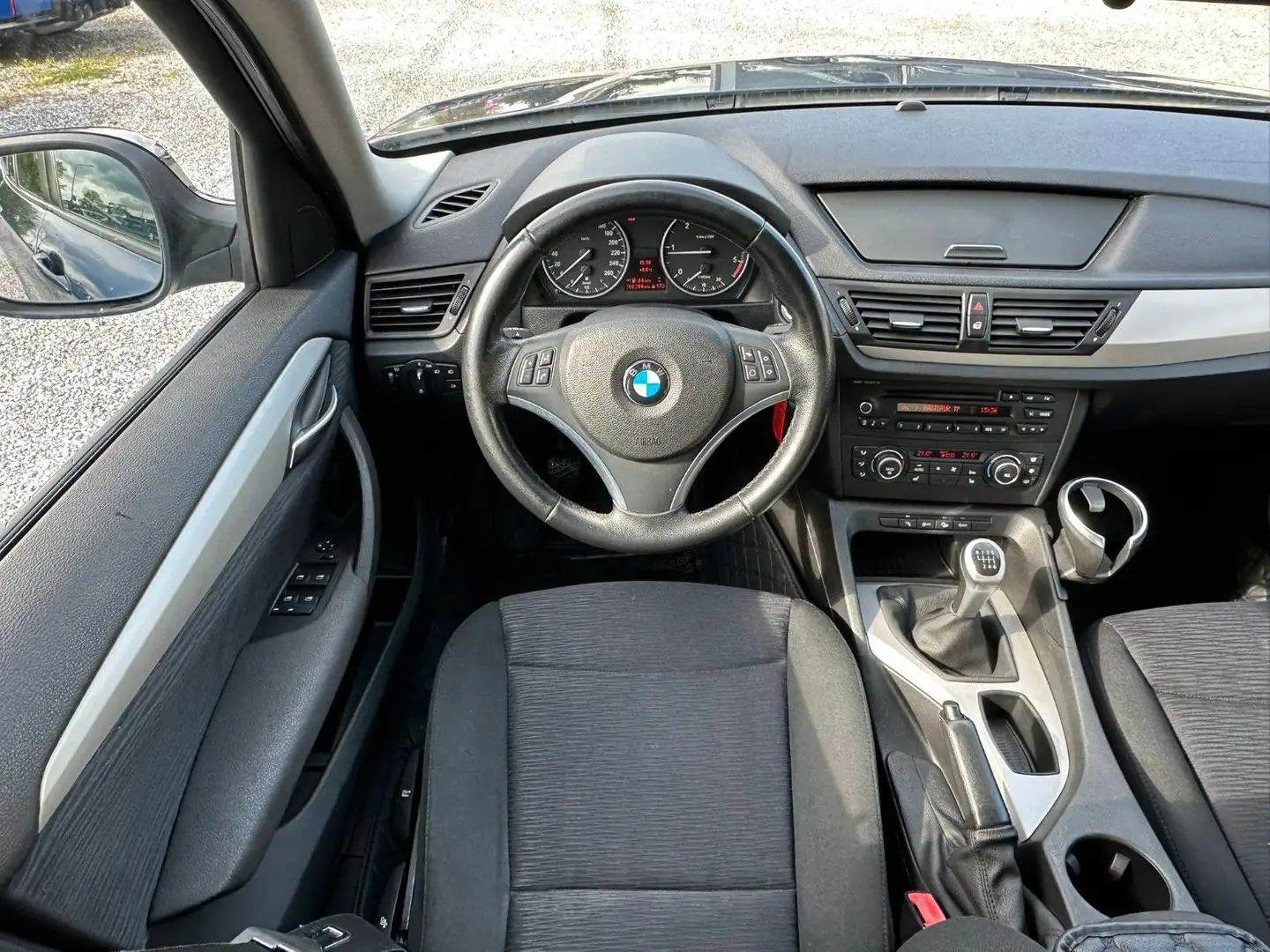 BMW X1 xDrive 18d KLIMA+SHZ+PDC+ISOFIX+MLF+LM Modrá - 2