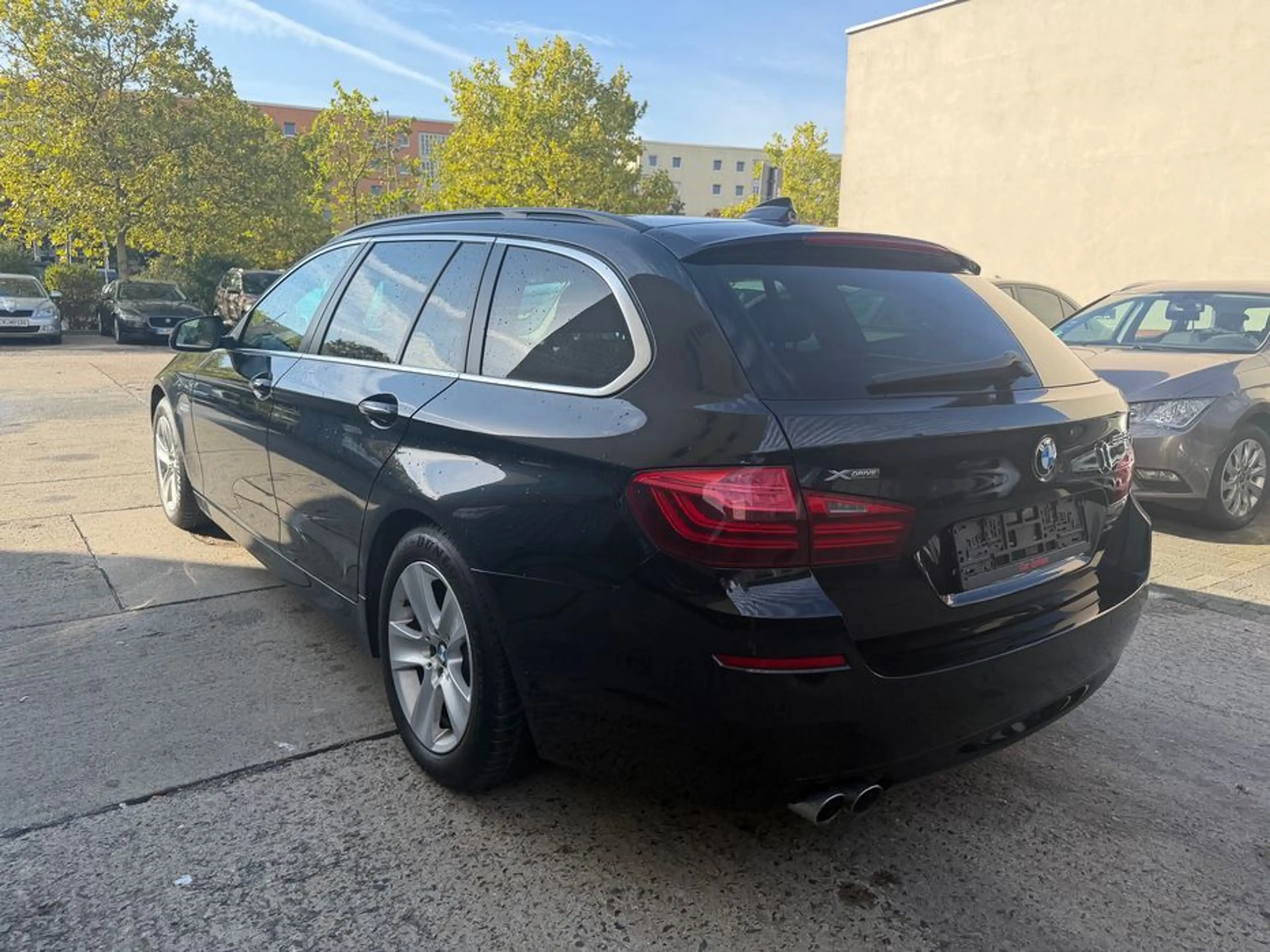 BMW 525 5 Touring 525 d xDrive Sitzheizung Leder — photo 6