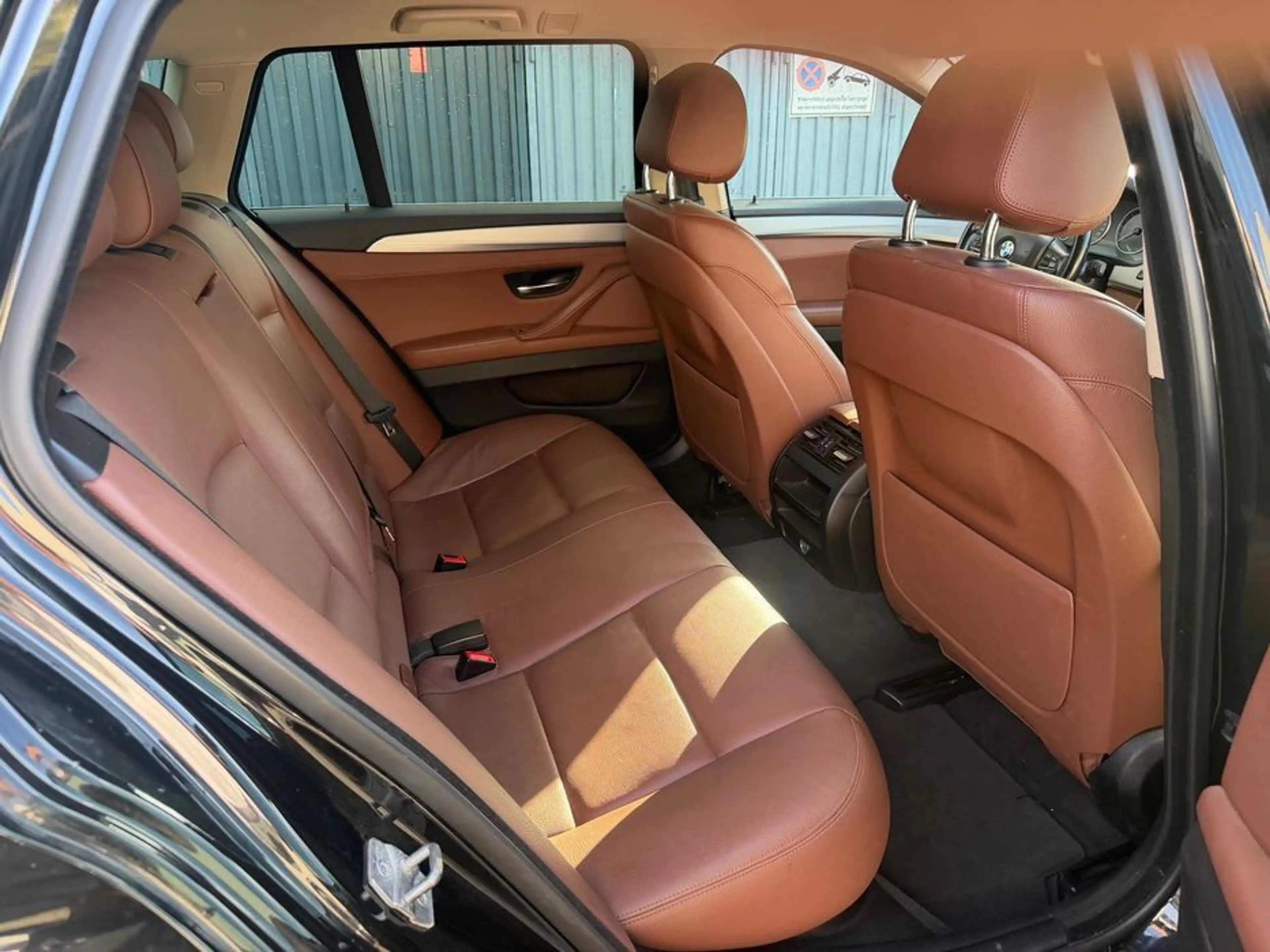BMW 525 5 Touring 525 d xDrive Sitzheizung Leder — photo 12