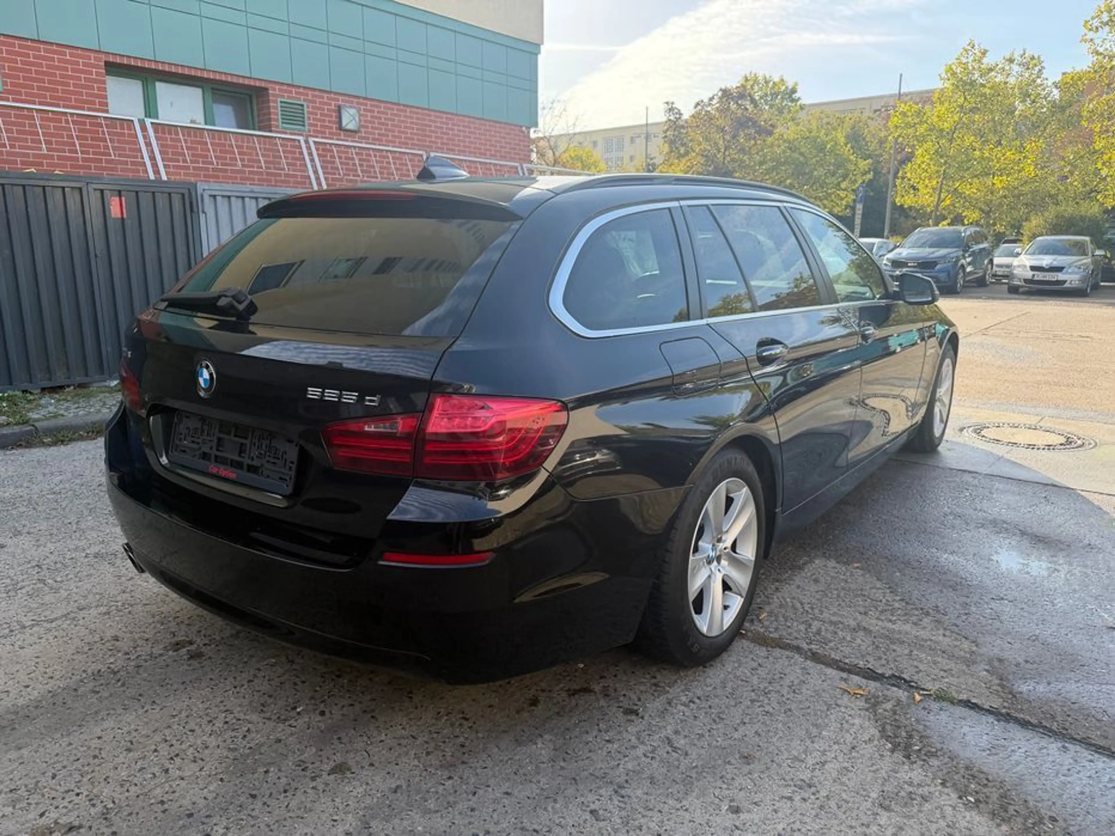 BMW 525 5 Touring 525 d xDrive Sitzheizung Leder — photo 5