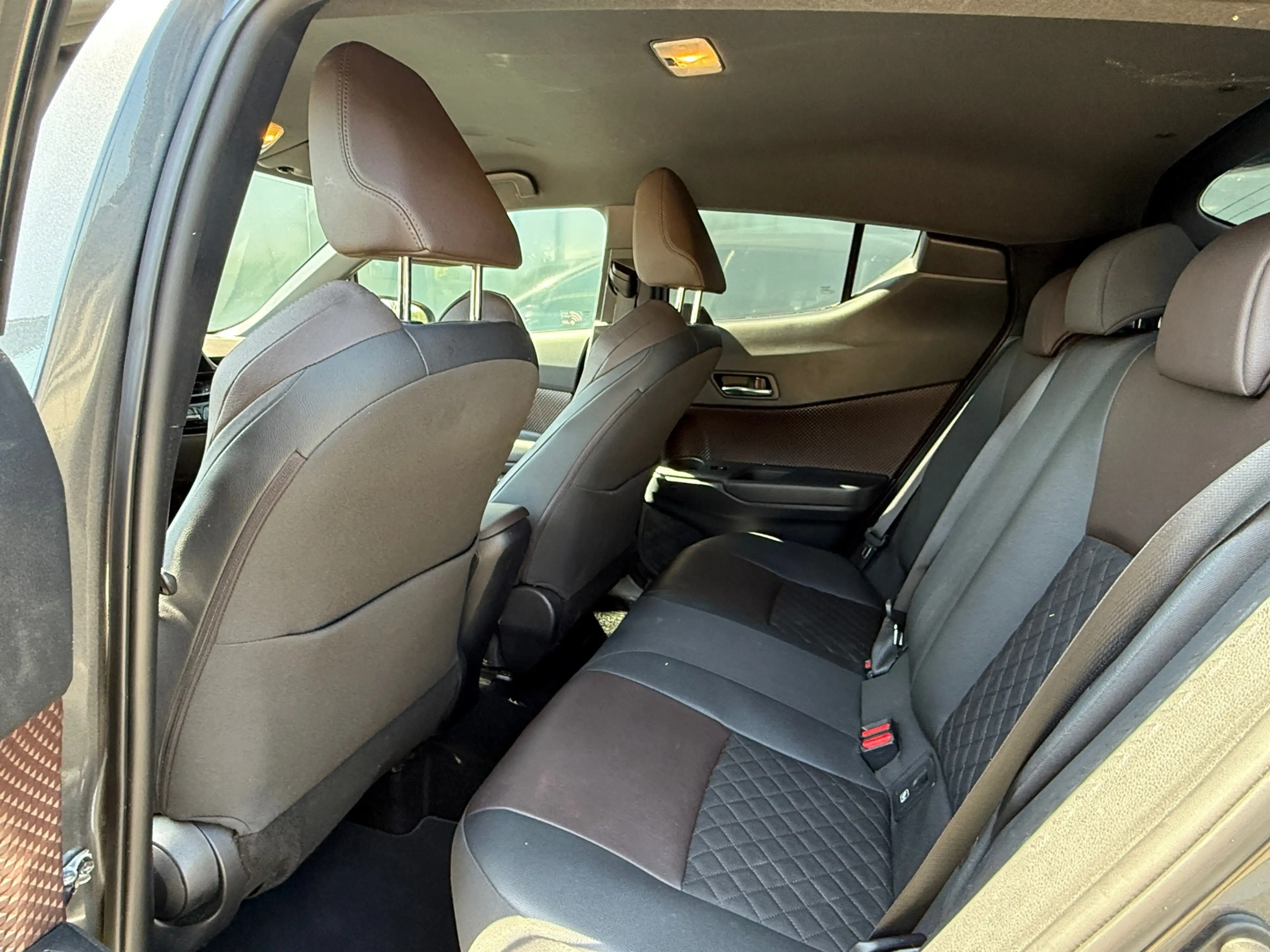 Toyota C-HR 1.8 Hybrid Executive Navi|Stoelver|Camera|Dealer O — photo 13