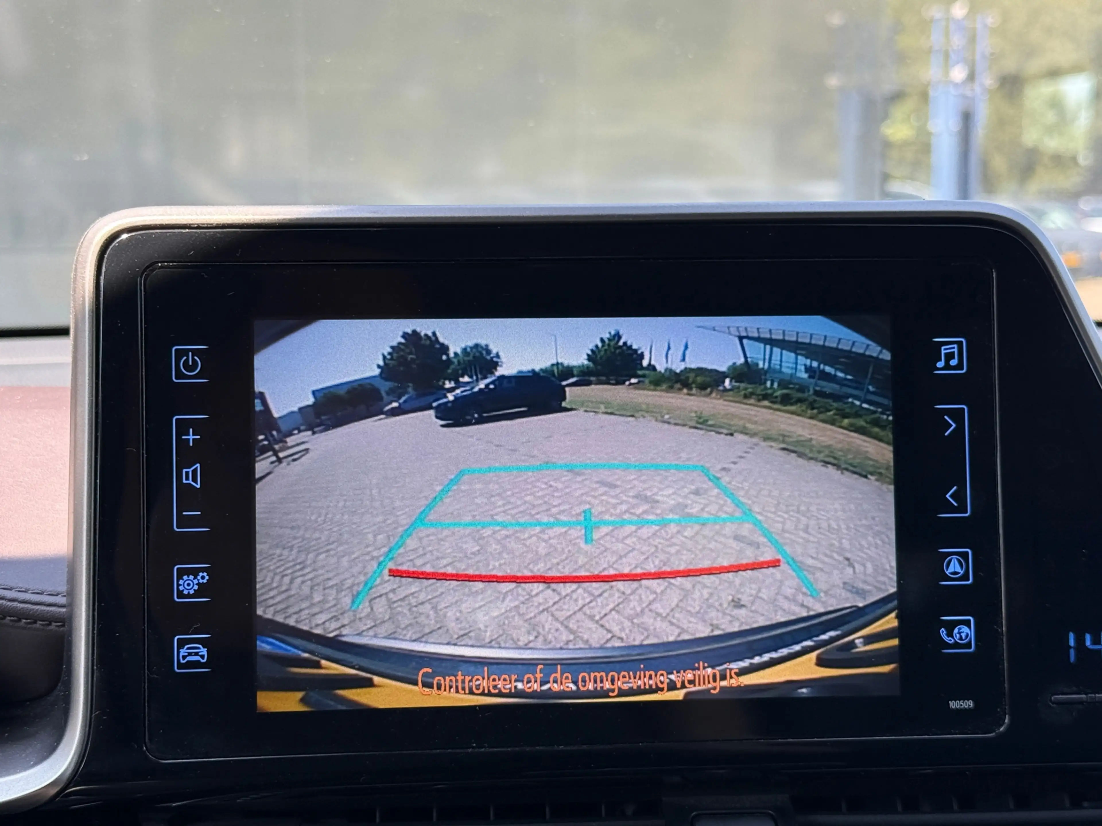 Toyota C-HR 1.8 Hybrid Executive Navi|Stoelver|Camera|Dealer O — photo 16