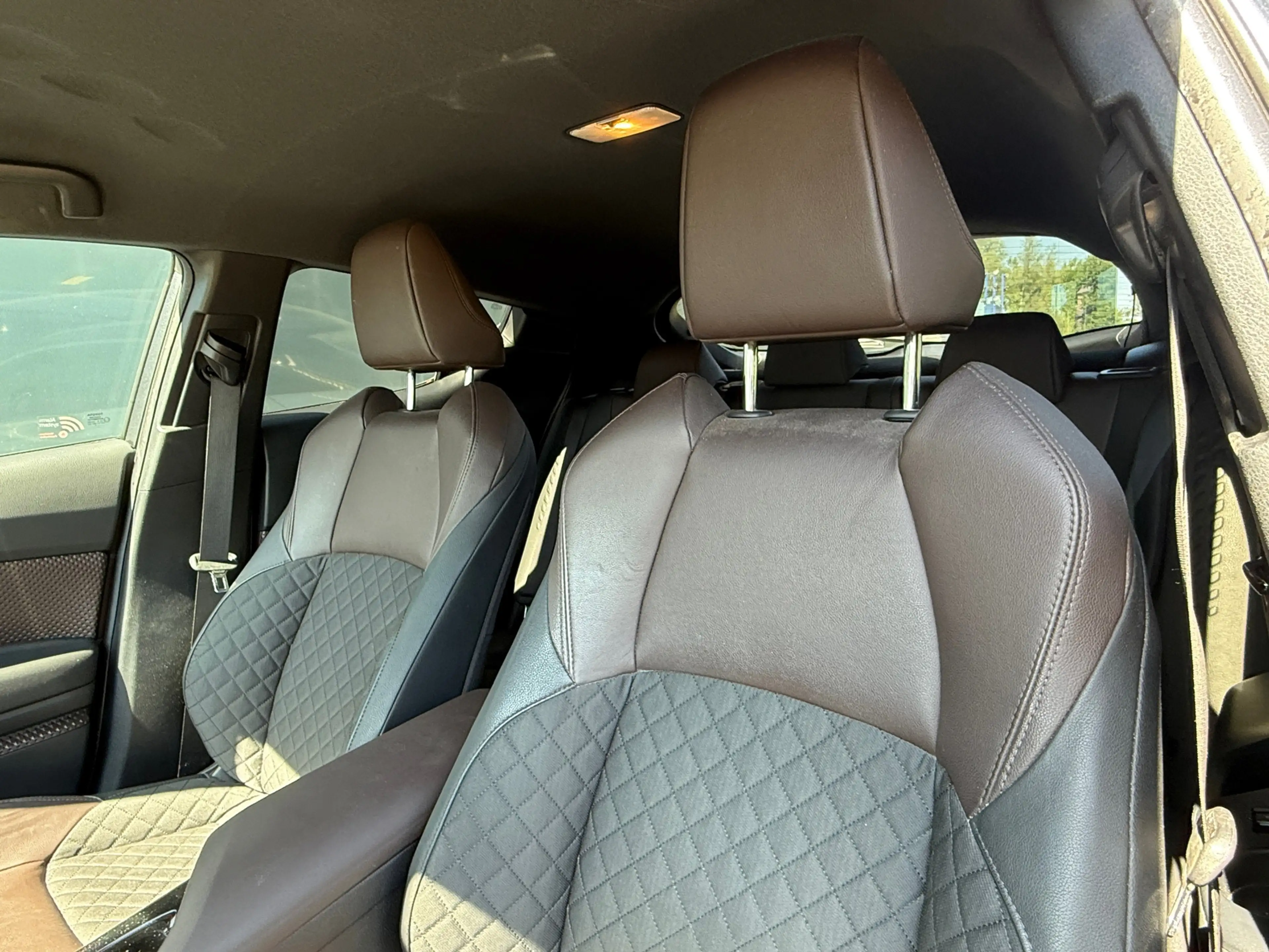Toyota C-HR 1.8 Hybrid Executive Navi|Stoelver|Camera|Dealer O — photo 12