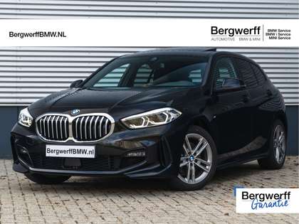 BMW 118 1-serie 118i M-Sport - Pano - Getint Glas - Stoelv