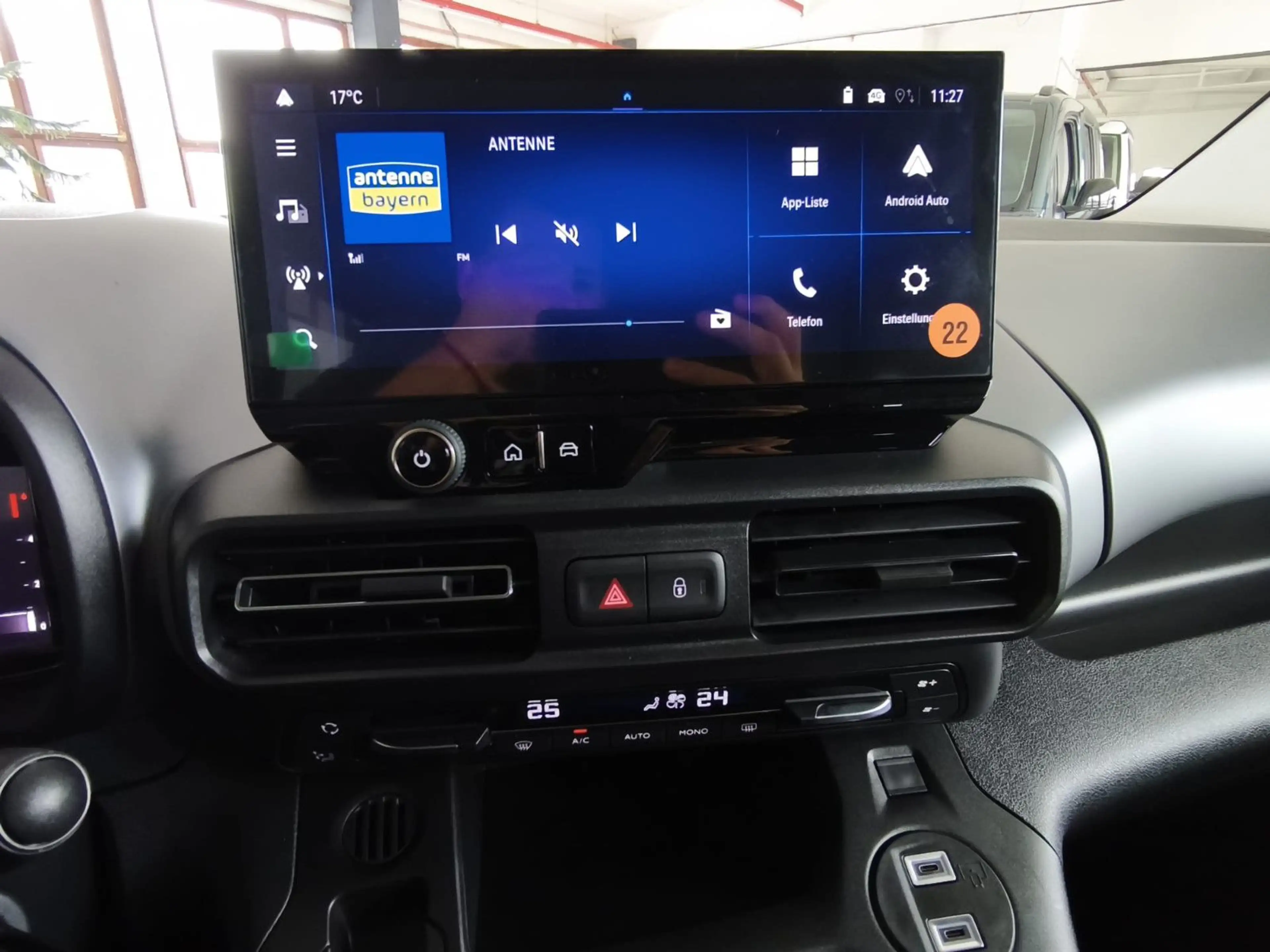 Opel Combo Life Elegance-L2H1-7Sitze,LED,SHZ,AHK,M1 — photo 8