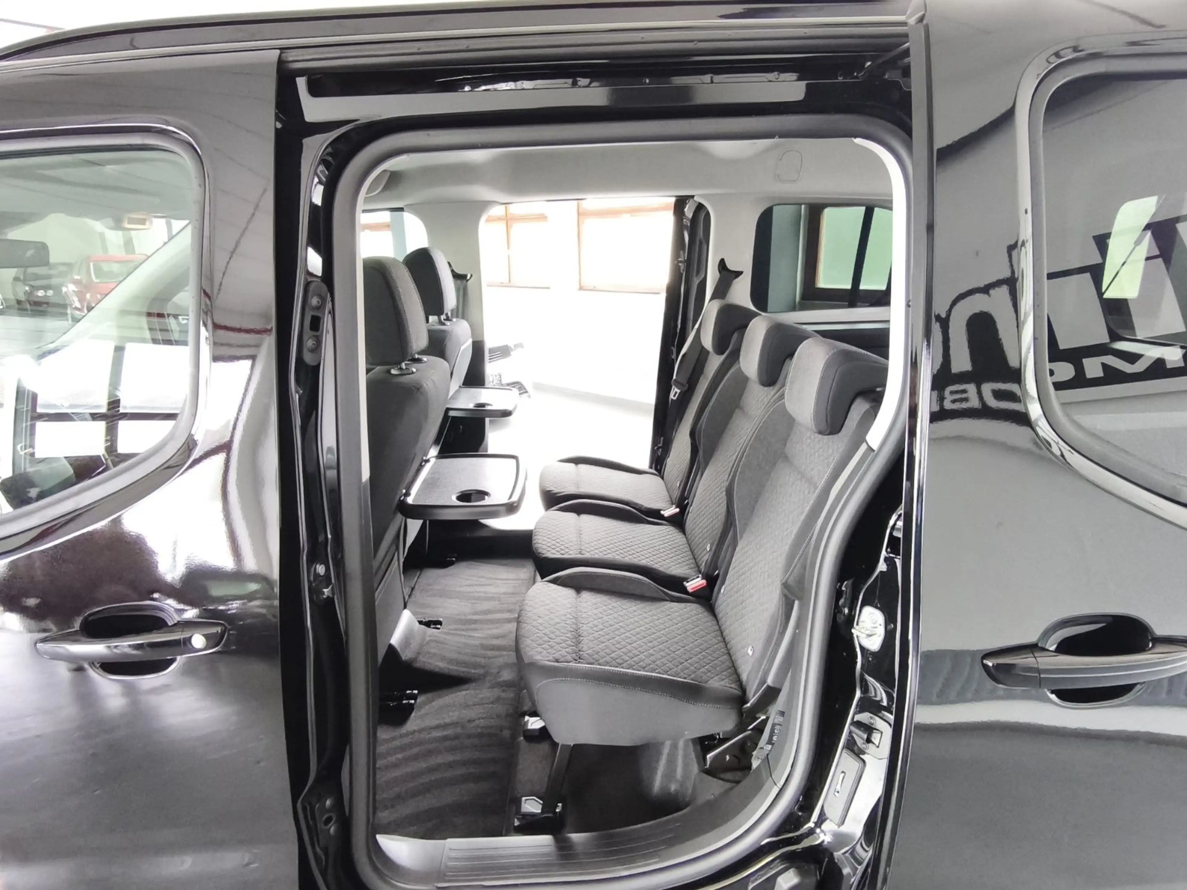 Opel Combo Life Elegance-L2H1-7Sitze,LED,SHZ,AHK,M1 — photo 9
