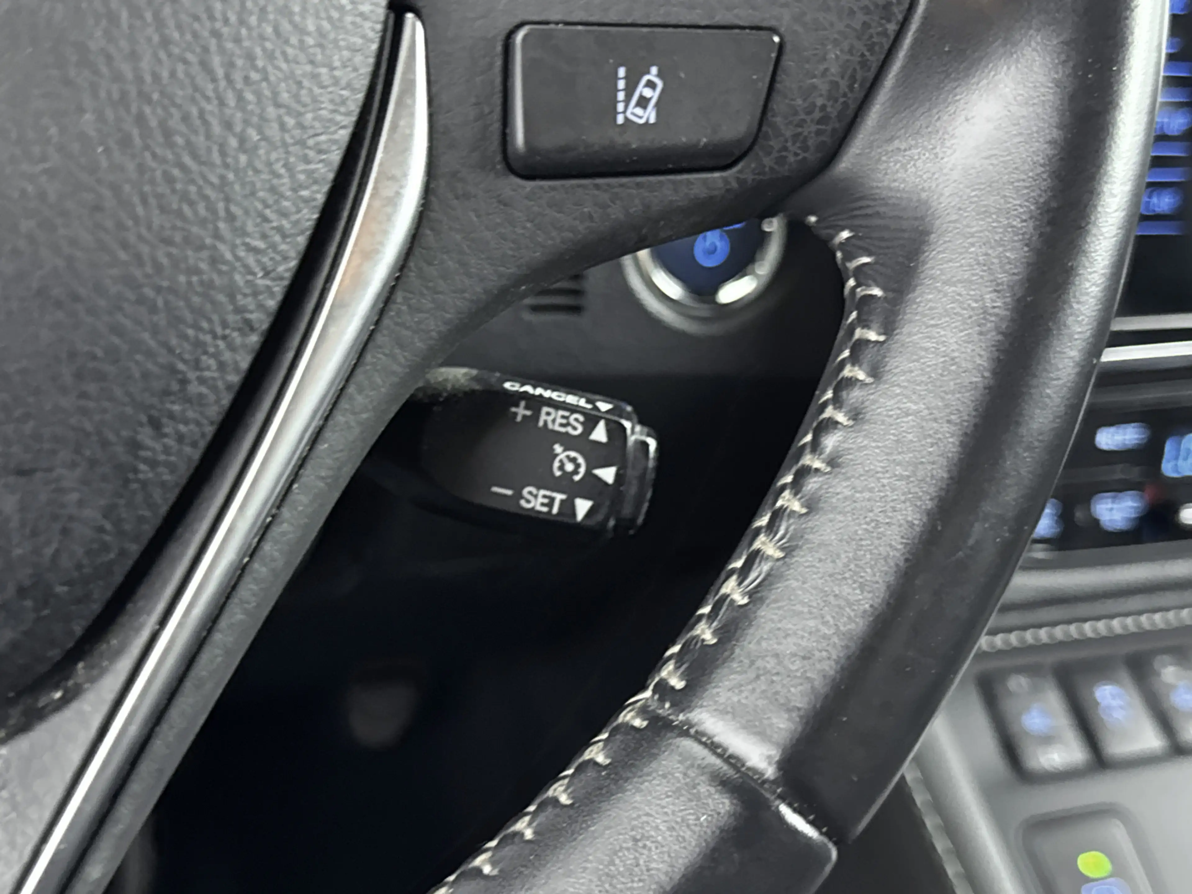 Toyota Auris 1.8 Hybrid Executive | Trekhaak | Navigatie | Park — photo 13