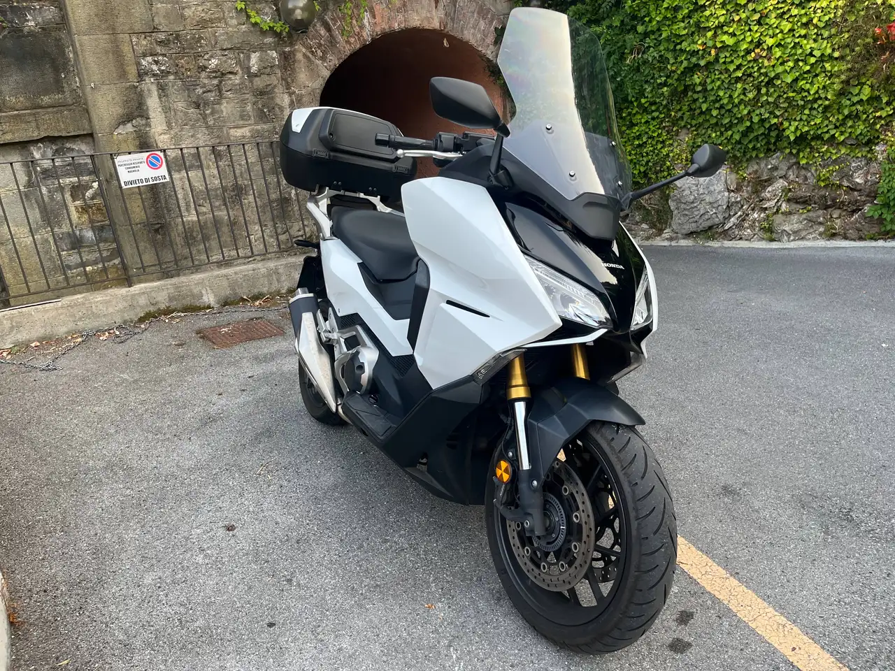 Honda Forza 750