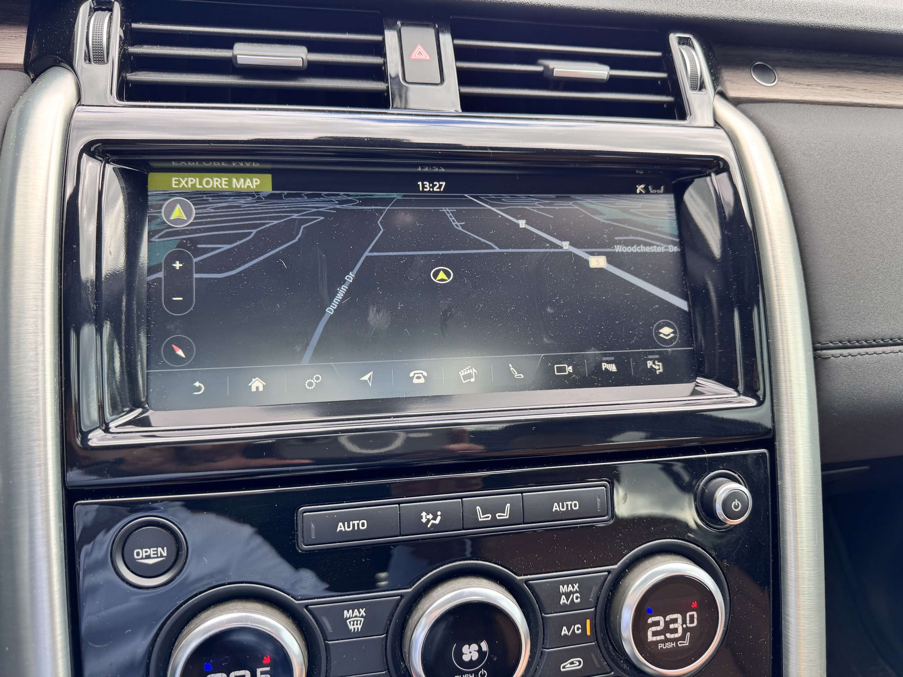 2019 Land Rover Discovery HSE 4WD/ 7 Passengers/ Full servcie history thumb 21