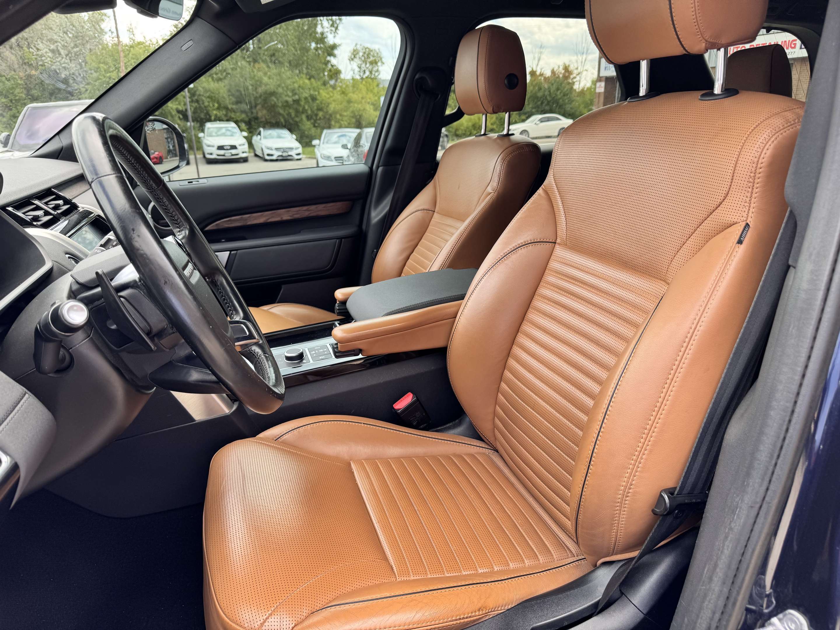 2019 Land Rover Discovery HSE 4WD/ 7 Passengers/ Full servcie history thumb 25