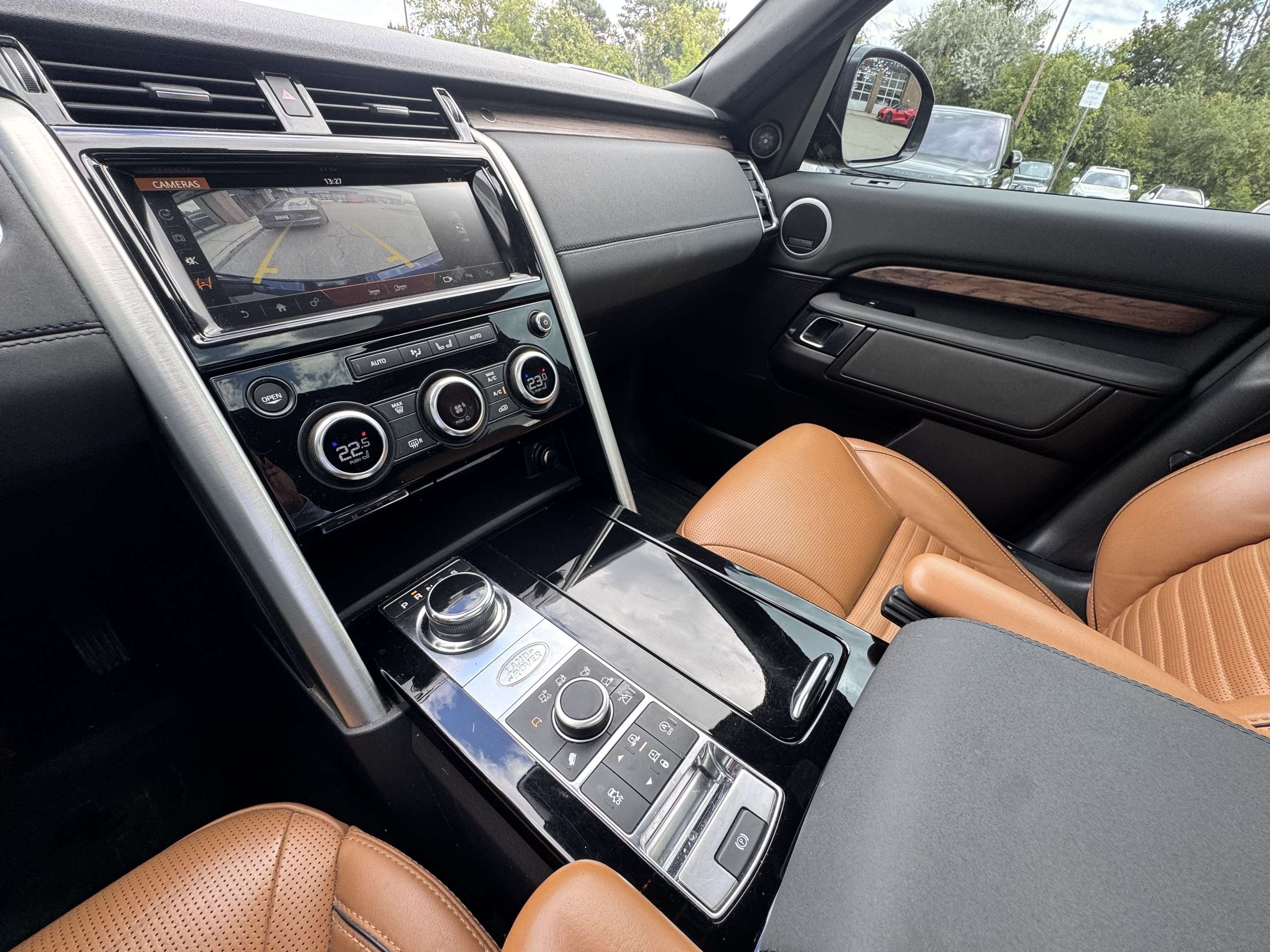 2019 Land Rover Discovery HSE 4WD/ 7 Passengers/ Full servcie history thumb 17