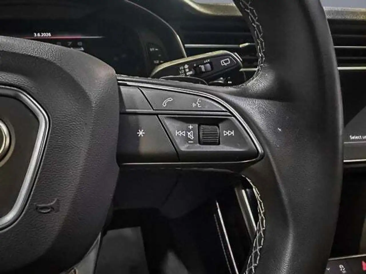 Audi Q8 снимка Audi Q8