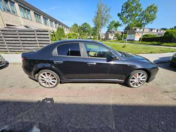 159 1.8 mpi Business