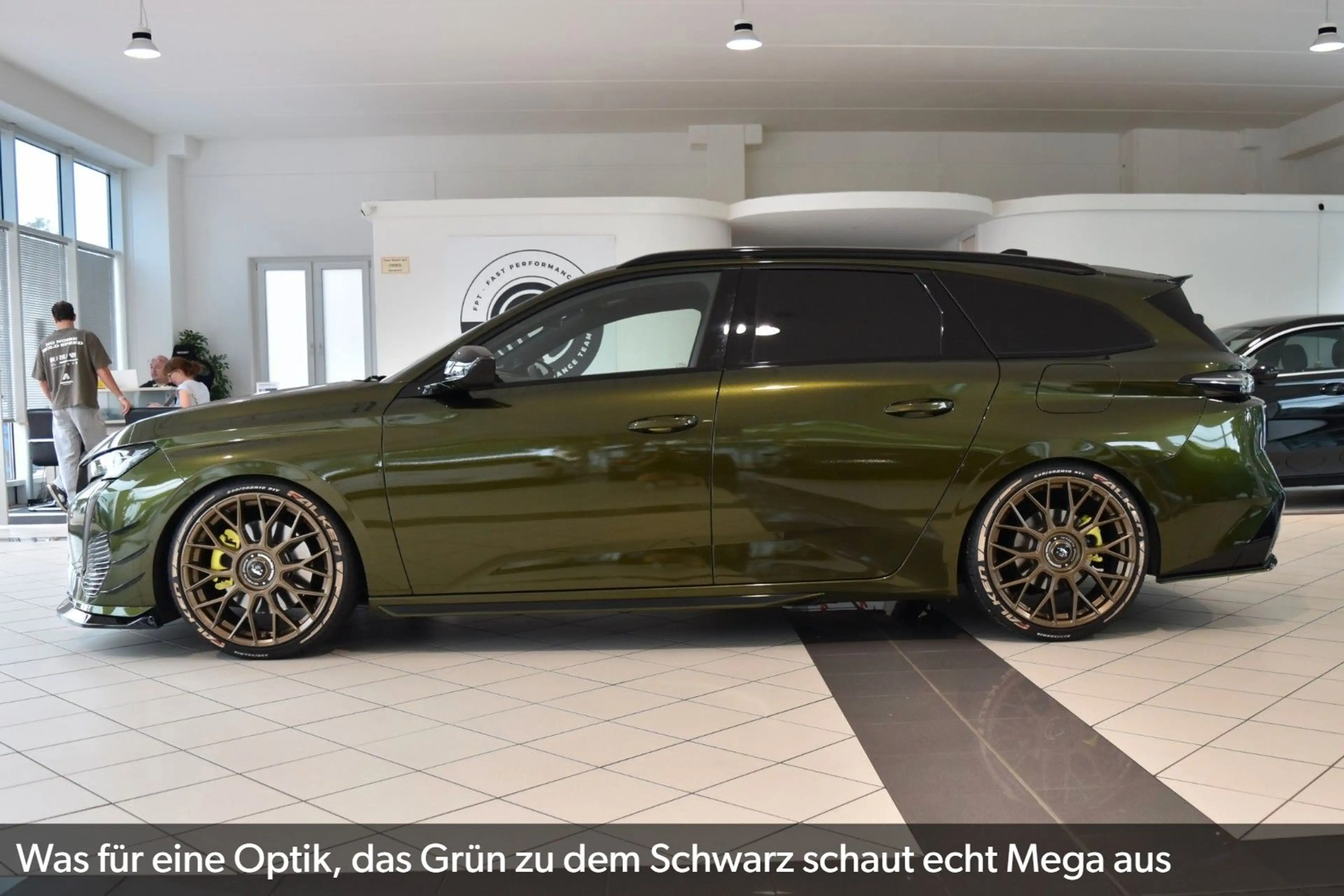 Peugeot 308 SW Hybrid 225 GT Pack~Einzelstück~Massage — photo 5