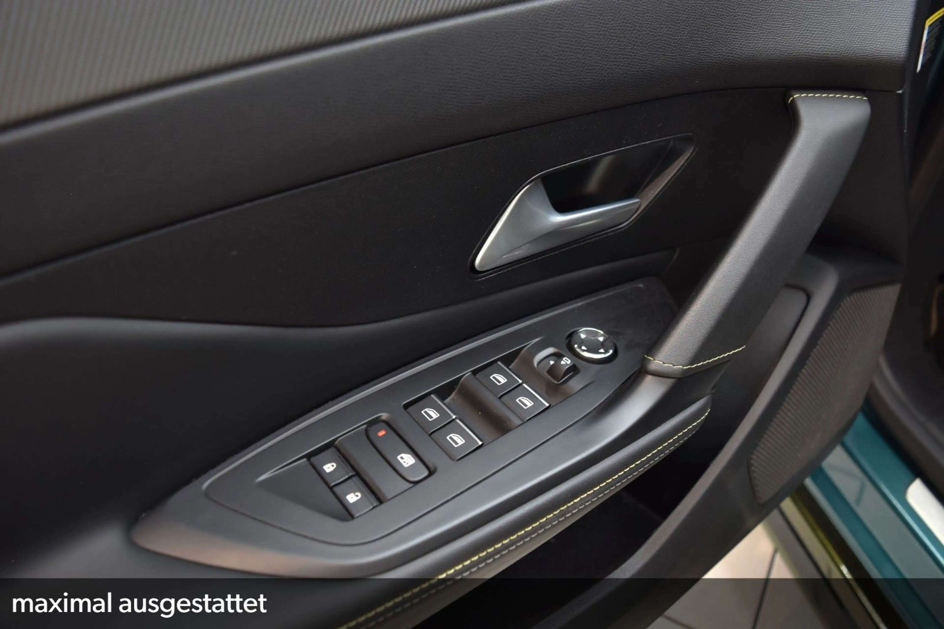Peugeot 308 SW Hybrid 225 GT Pack~Einzelstück~Massage — photo 15