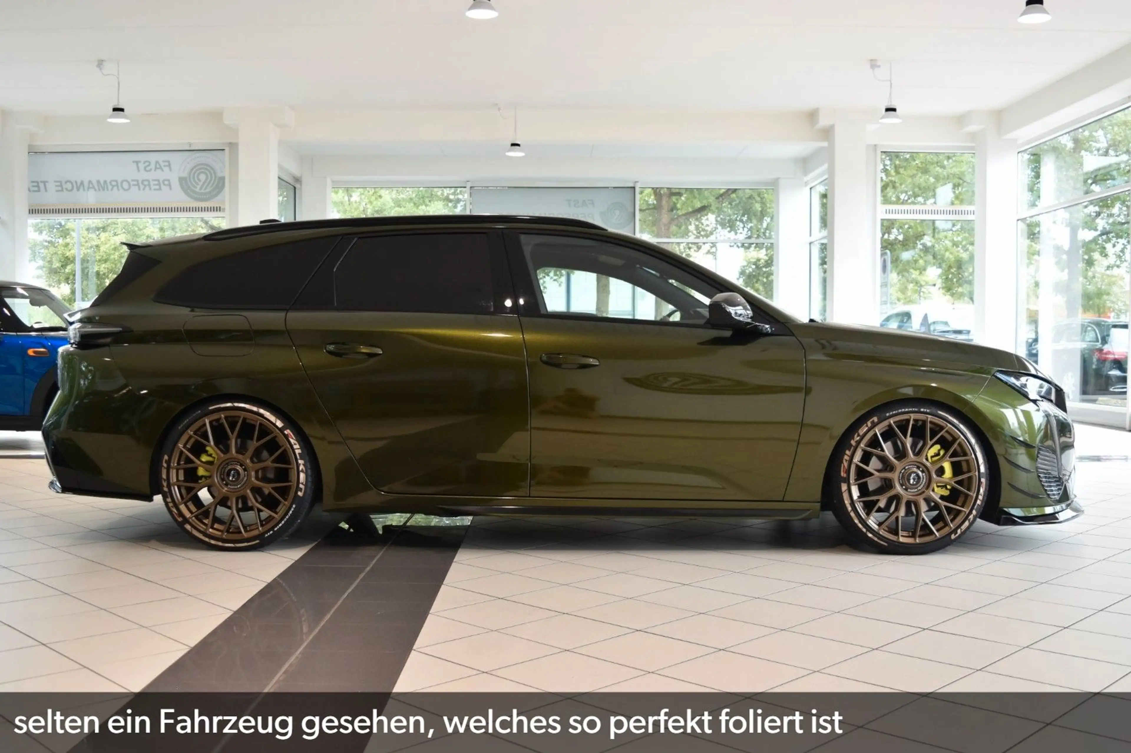 Peugeot 308 SW Hybrid 225 GT Pack~Einzelstück~Massage — photo 6