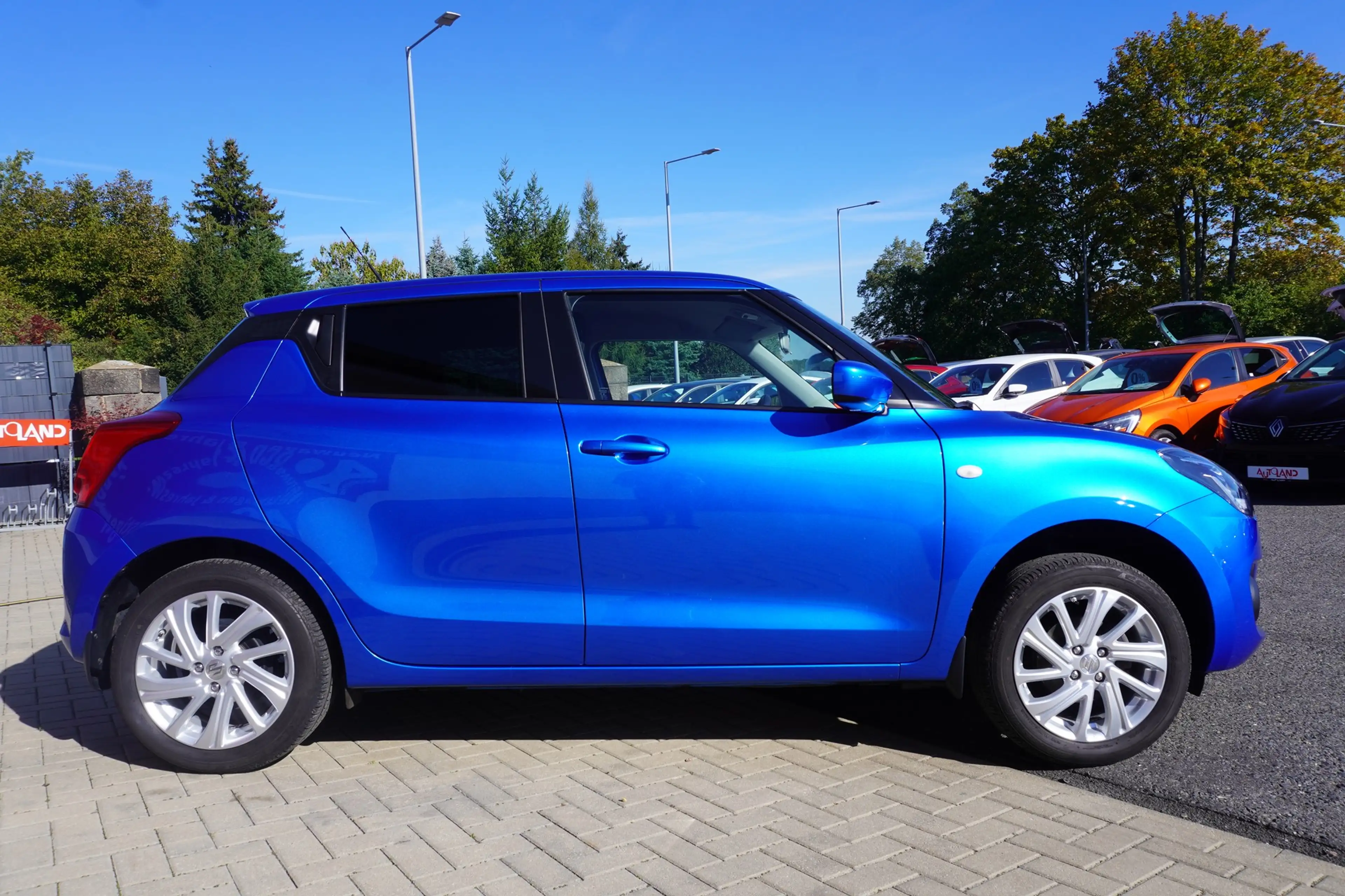 Suzuki Swift 1.2 4x4 M-Hybrid Comfort Navi DAB AHK ACC — photo 6