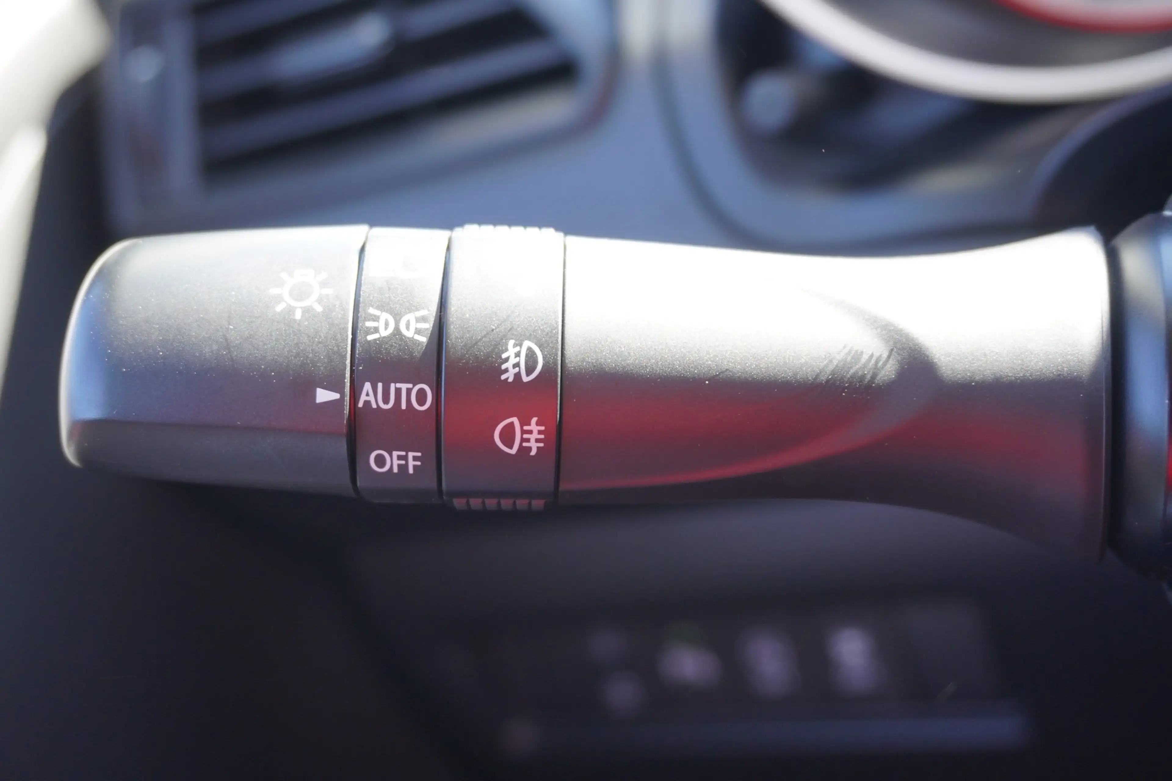 Suzuki Swift 1.2 4x4 M-Hybrid Comfort Navi DAB AHK ACC — photo 24
