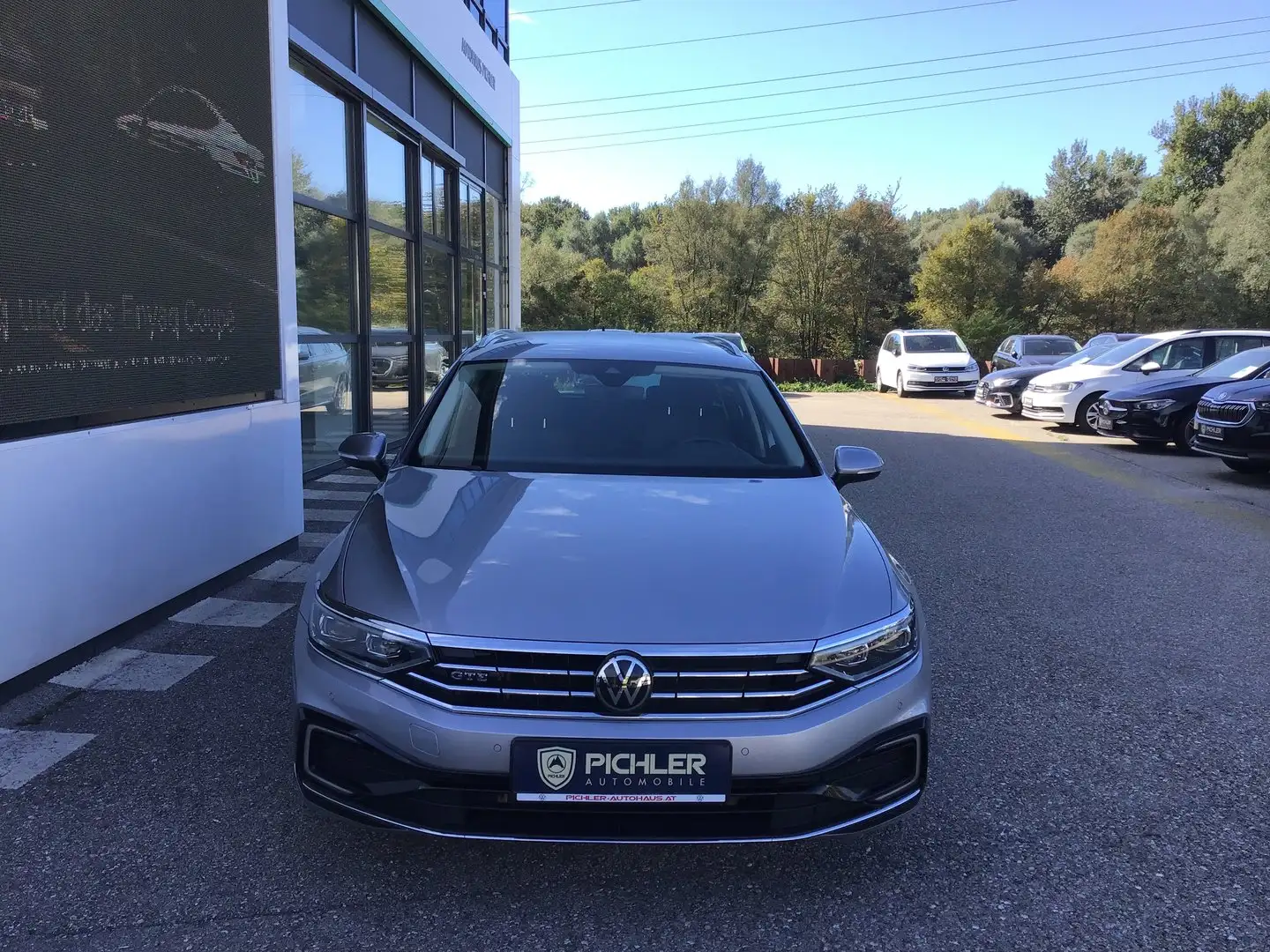 Volkswagen Passat Variant GTE Silber - 2