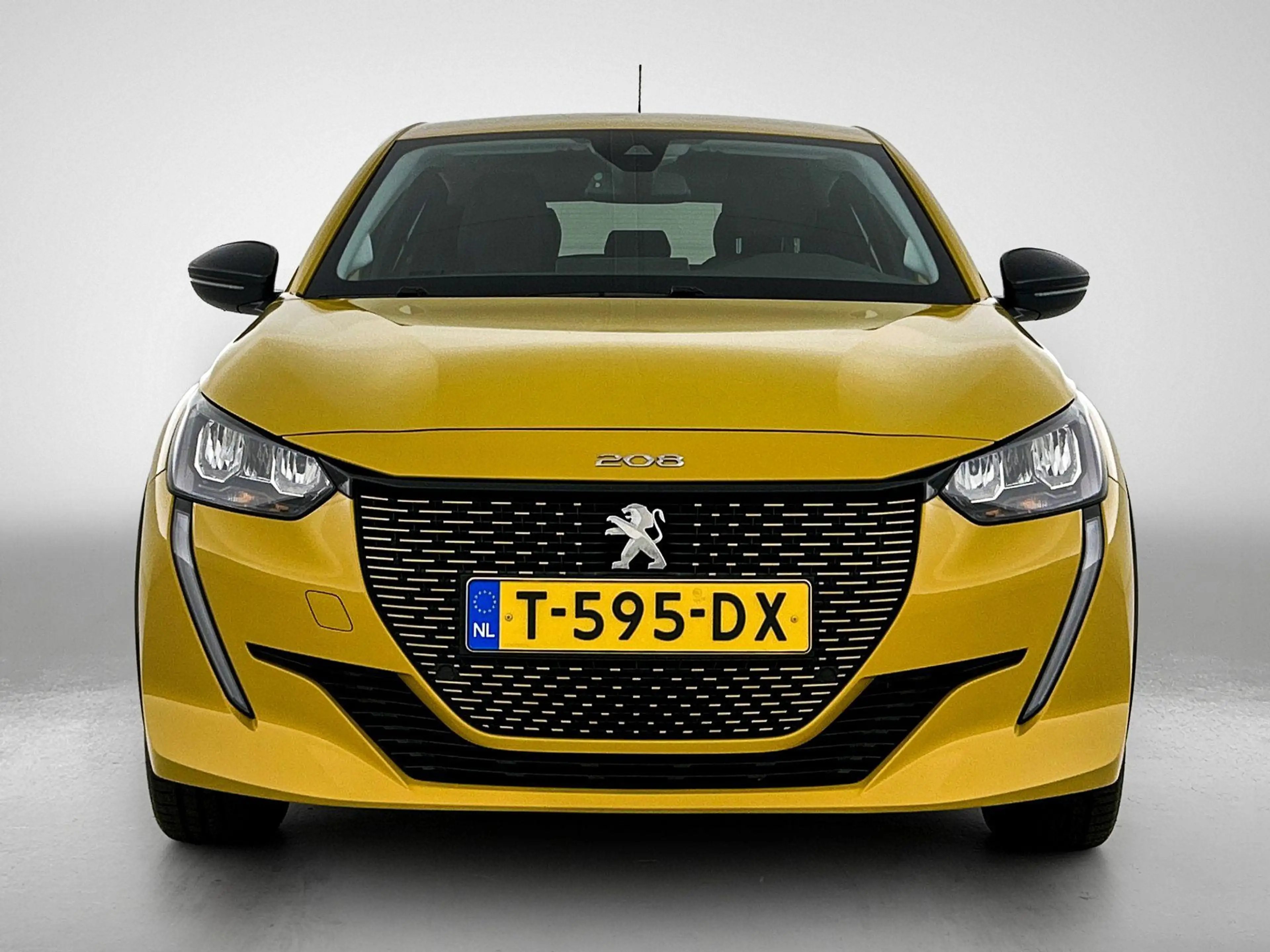 Peugeot e-208 EV Allure Pack 50 kWh | Automaat | Camera | Naviga — photo 10