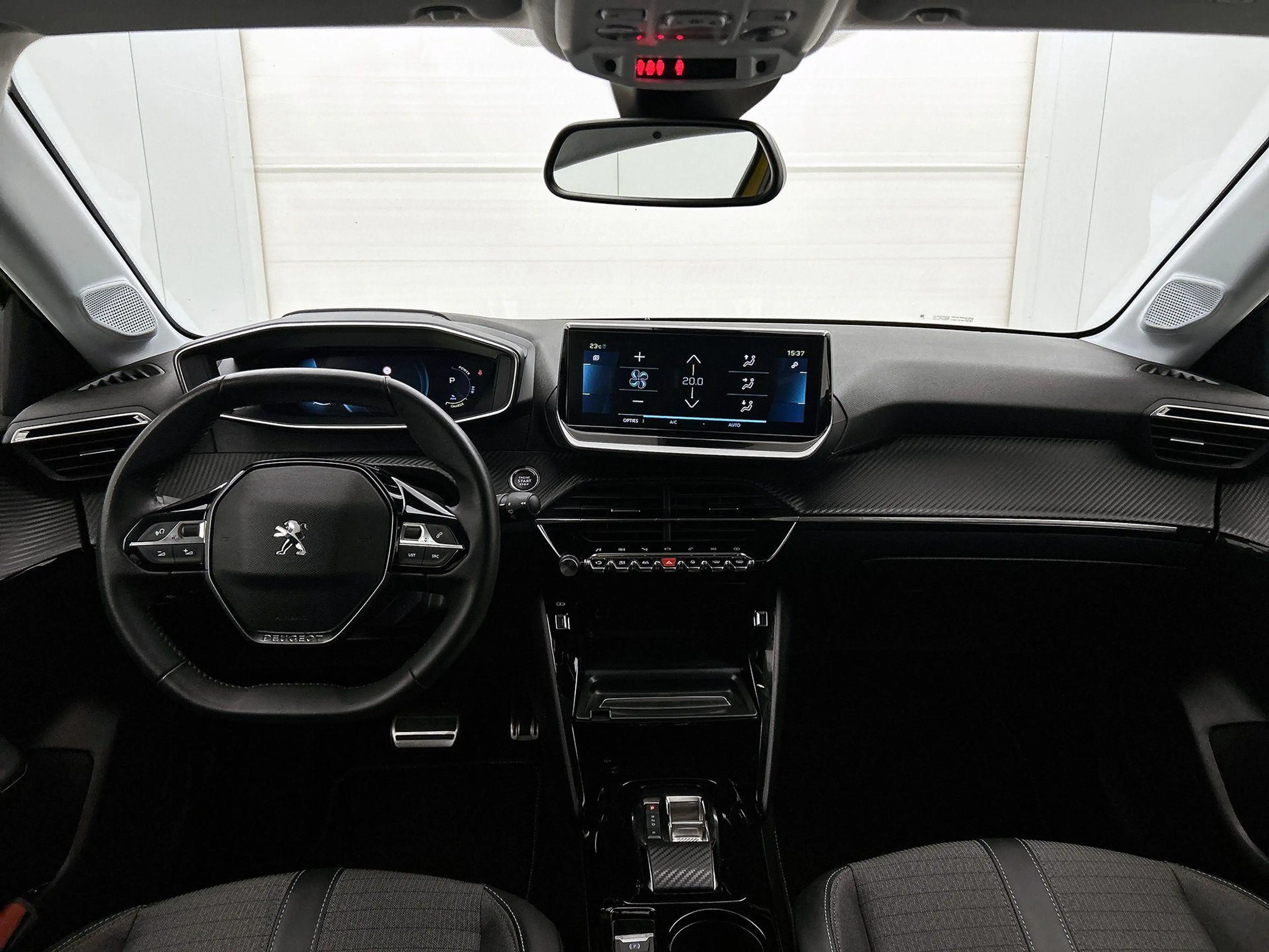 Peugeot e-208 EV Allure Pack 50 kWh | Automaat | Camera | Naviga — photo 13