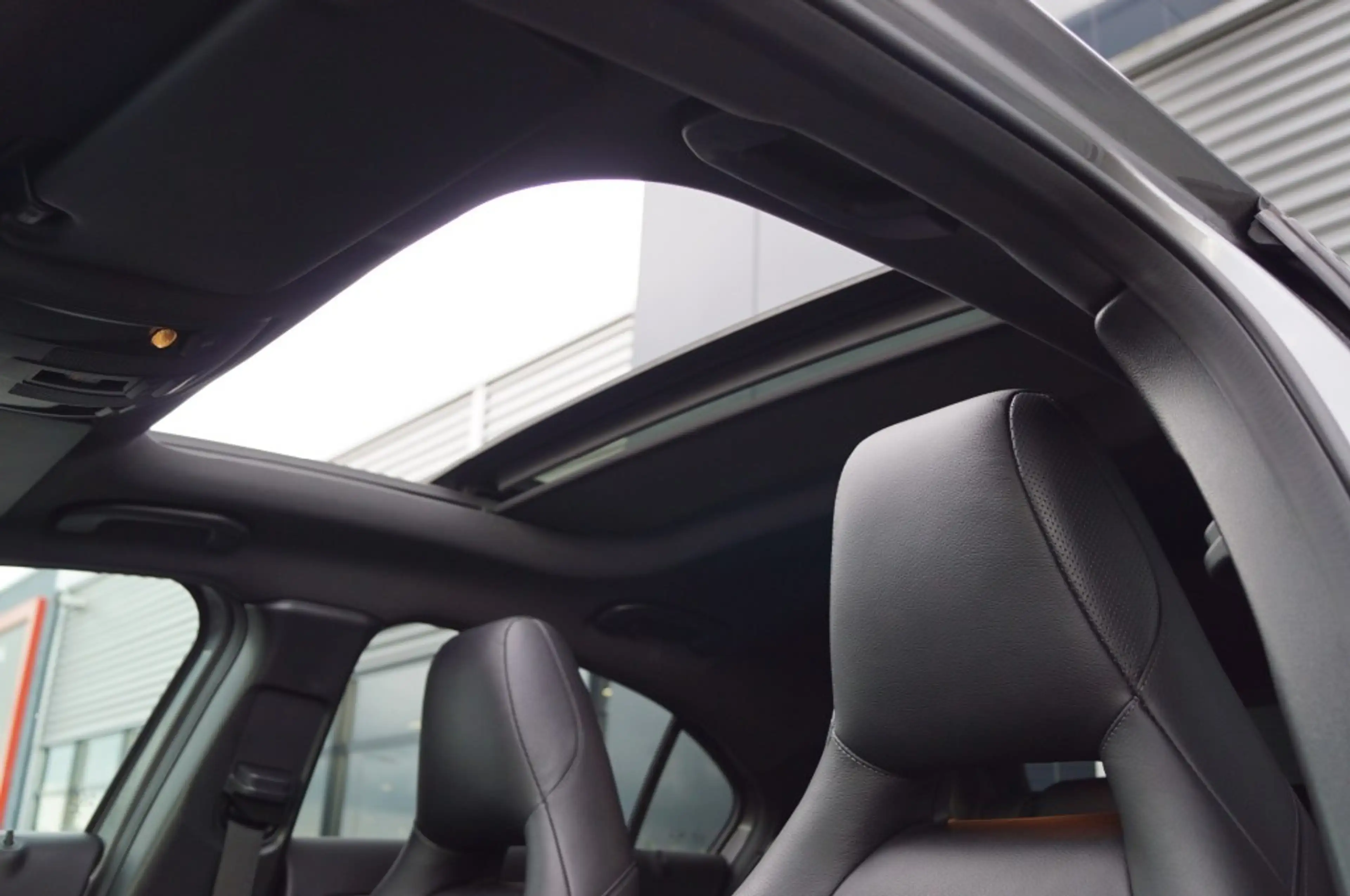 Mercedes-Benz A 45 AMG A45 AMG 4Matic Stage 1/ Downpipe/ Panodak /Carplay — photo 13