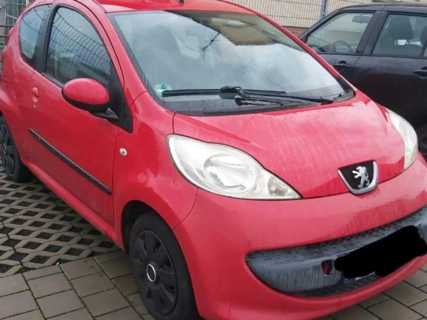 Peugeot 107 107  5-Türer 70 Filou Rot - 2