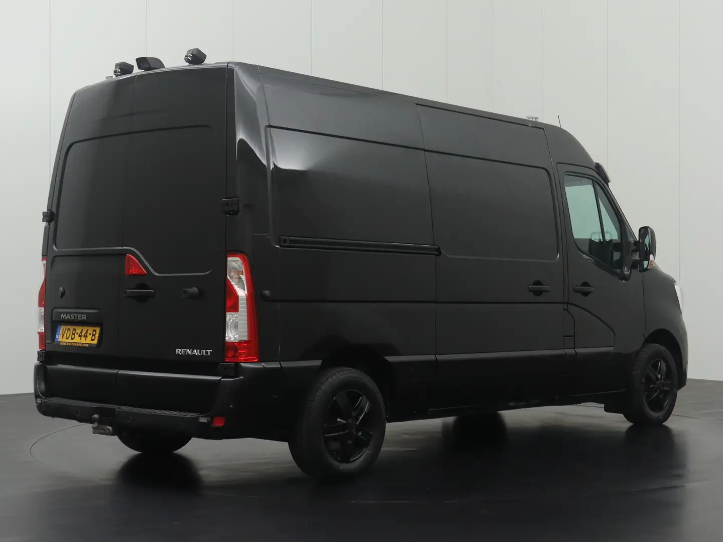 Renault Master 2.3DCi 150PK L2H2 Special Edition | Navigatie | Ca Zwart - 2