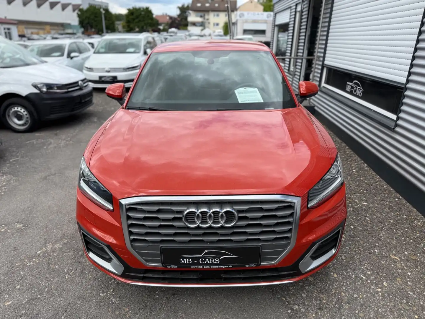 Audi Q2 S line Sportpaket/Plus*NAVI*PDC*ALU*AHK Orange - 2