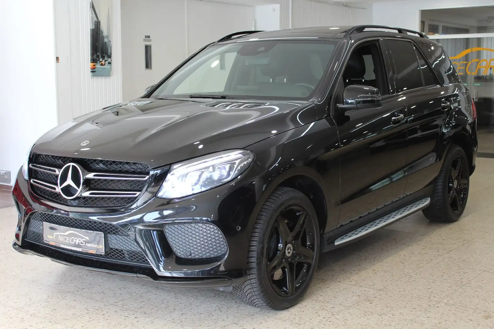 Mercedes-Benz GLE 400 "4Matic"AMG-LINE"PANORAMA"AIRMATIC"20ZOLL Schwarz - 2