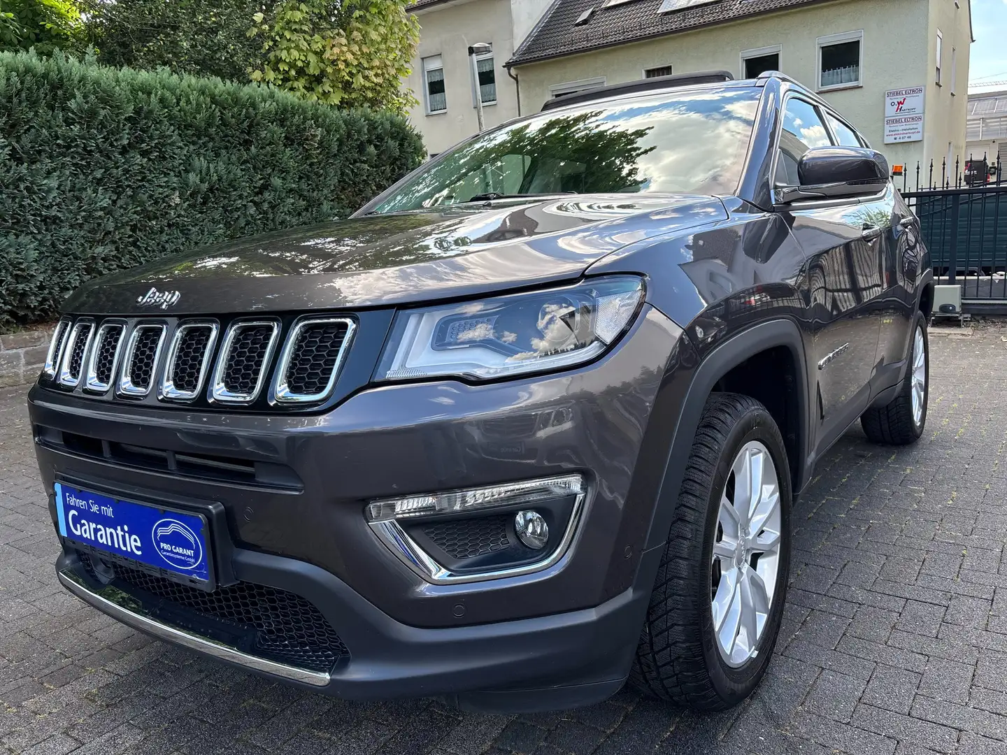 Jeep Compass 1.4 MultiAir Active Drive Automatik Limited 62TKM Gris - 1