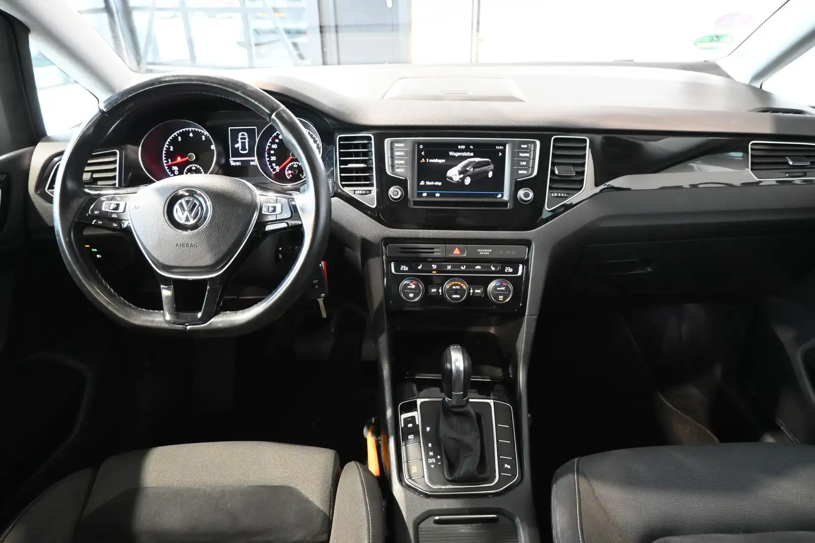 Volkswagen Golf Sportsvan 1.4 TSI Highline Automaat Panoramadak Navigatie St Noir - 2